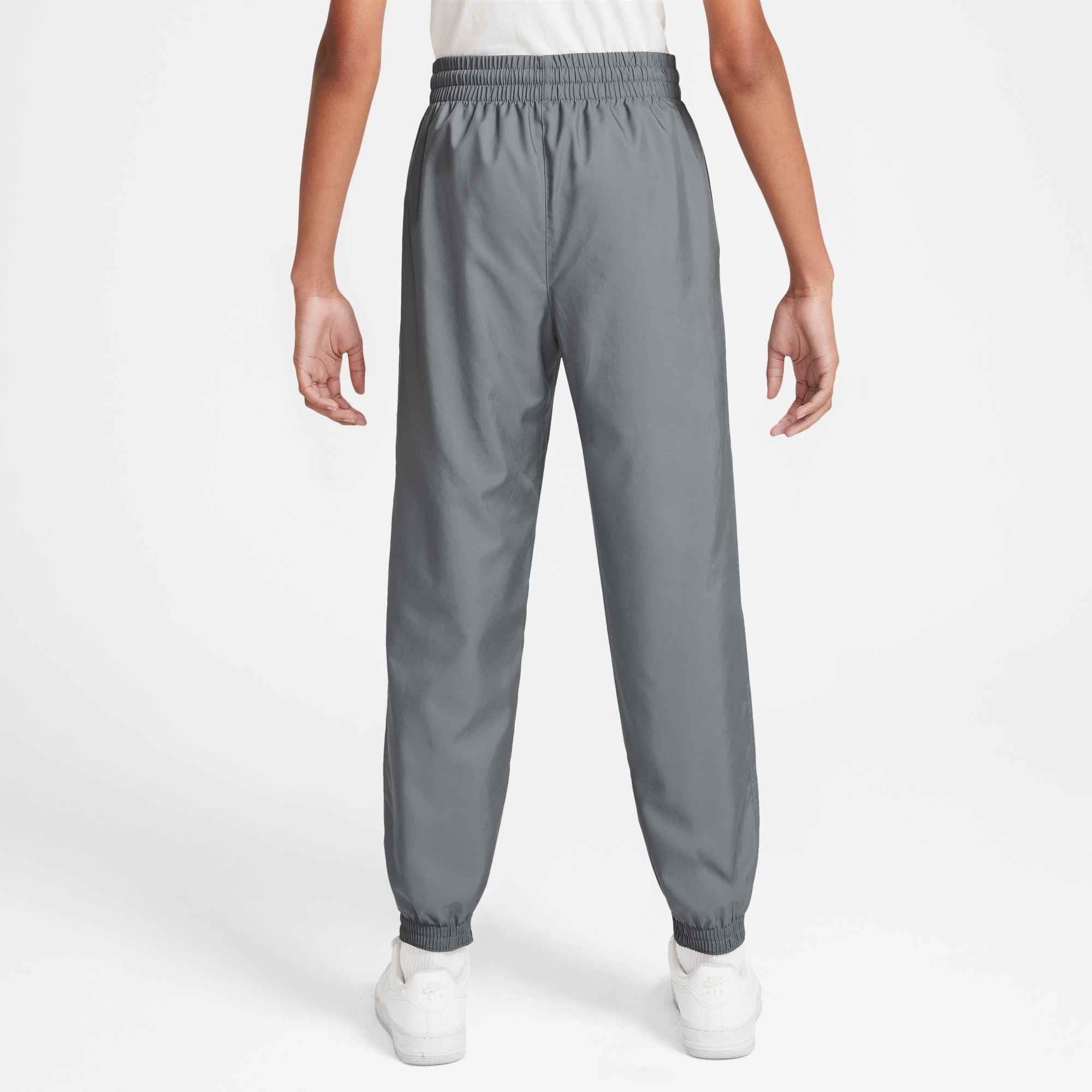 Nike Sportswear Sporthose »K NSW CLUB WVN JGGR LBR«  aus Polyester, für Jugendliche, sportlicher Stil, leichtes Material