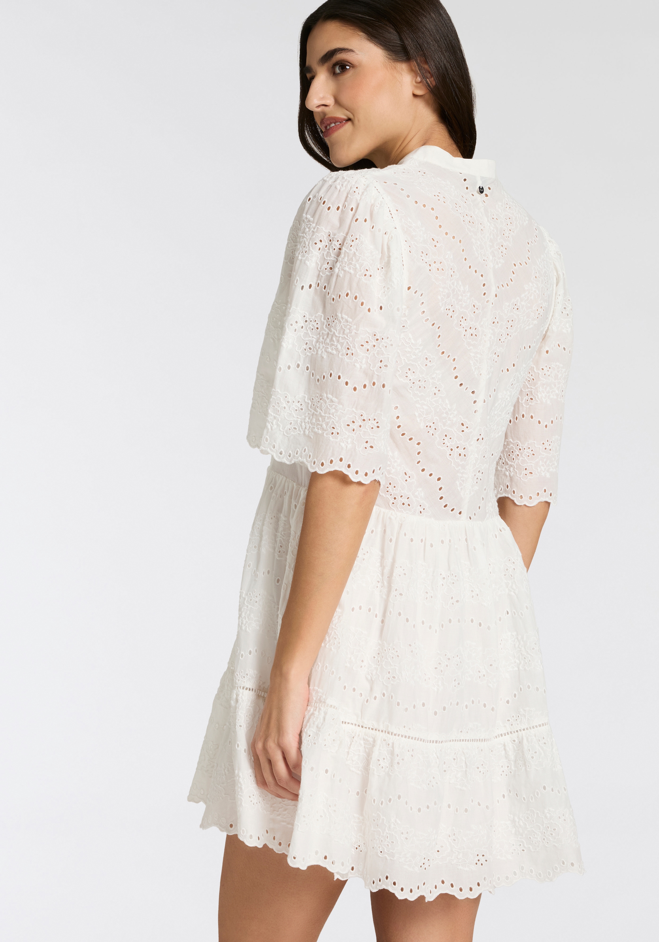 BOSS ORANGE Sommerkleid »Denvita Premium Damenmode« mit Lochstickerei, Mini-Länge