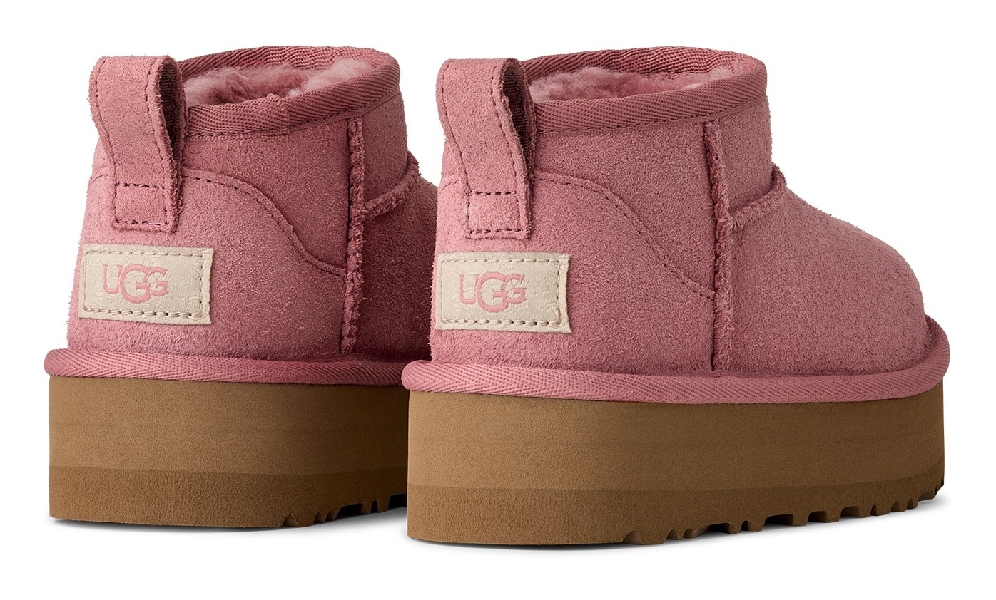 UGG Schlupfboots »KIDS' CLASSIC ULTRA MINI PLATFORM«, Plateaustiefel, Boots, Winterboots mit Plateau