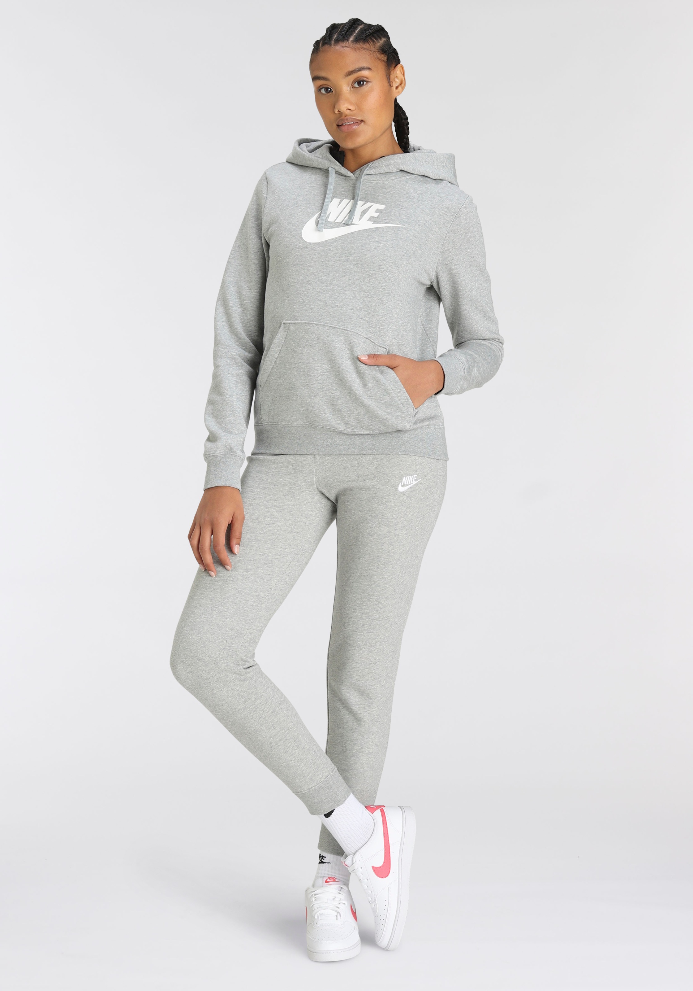 Nike Sportswear Kapuzensweatshirt »Club Fleece Women's Logo Pullover Hoodie«