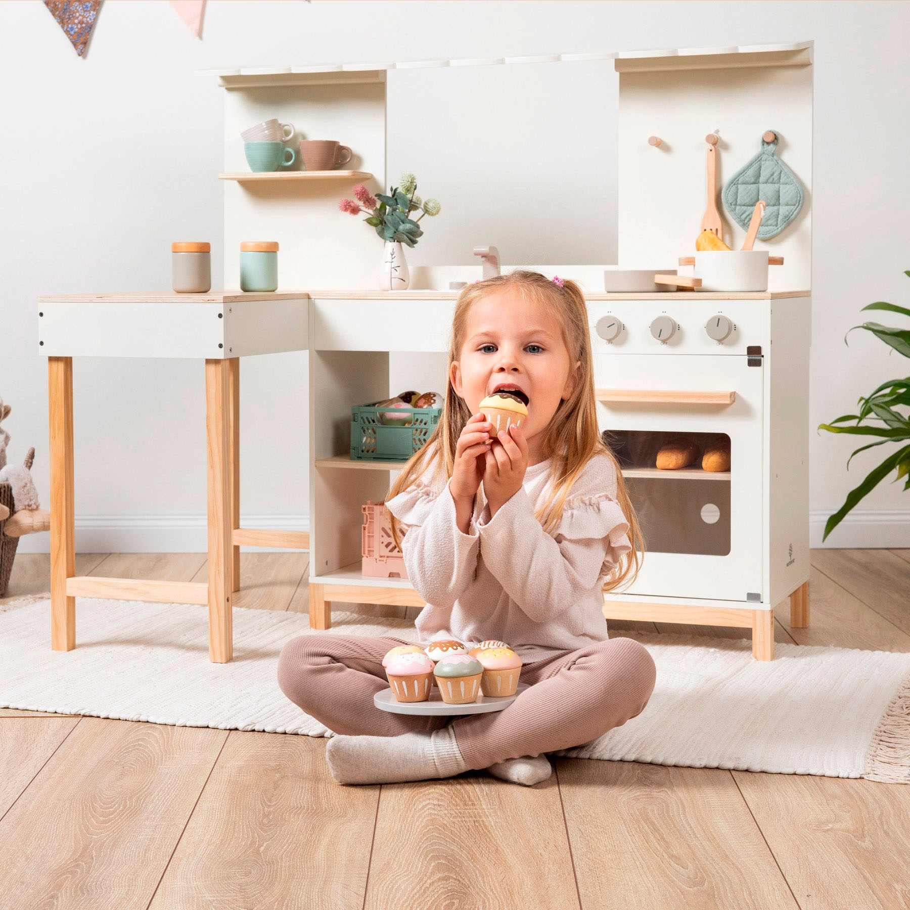 MUSTERKIND® Spielküche »Robusta« FSC® - schützt Wald