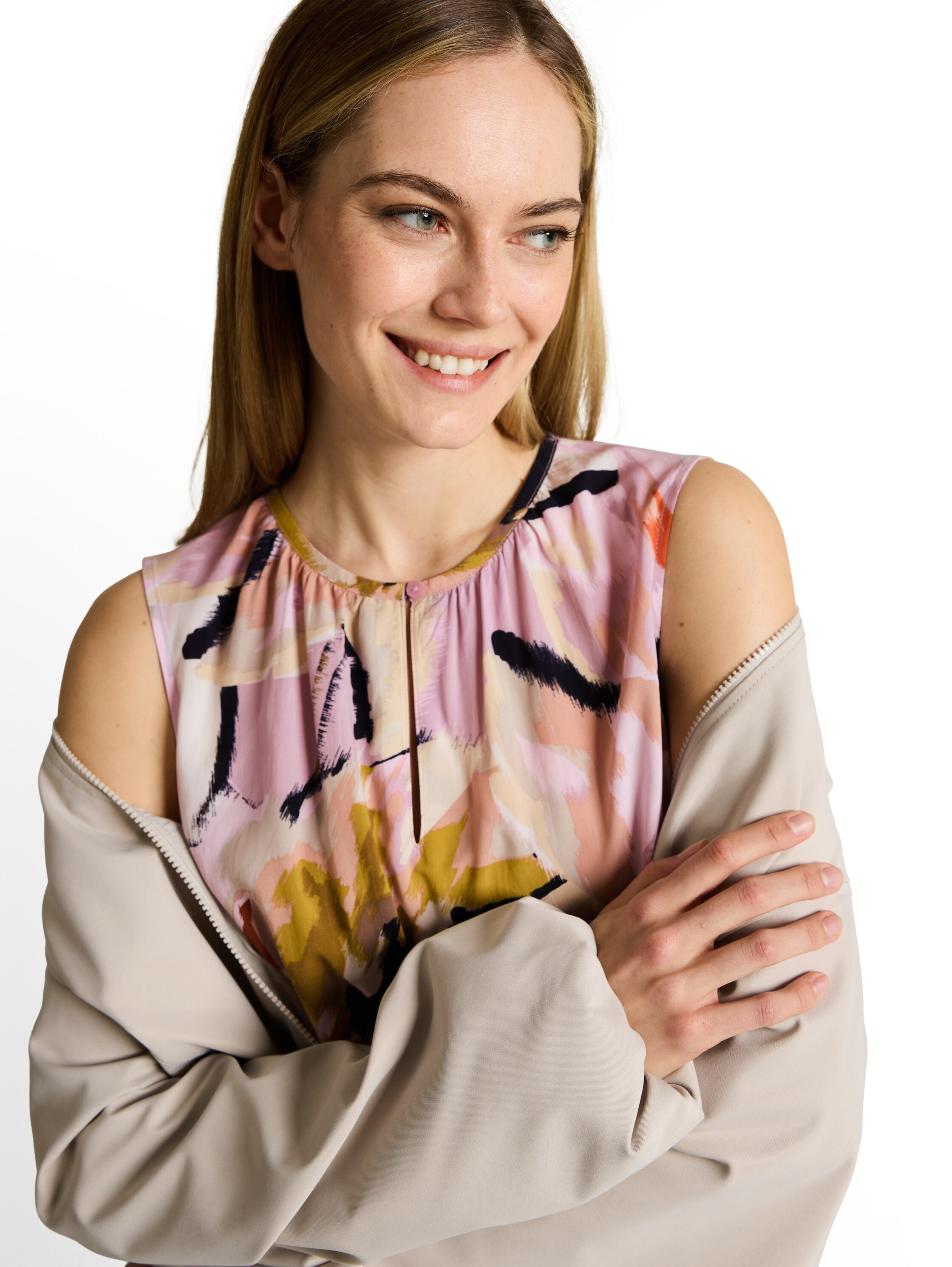 TOM TAILOR Blusentop mit Allover-Muster und mit Viskose