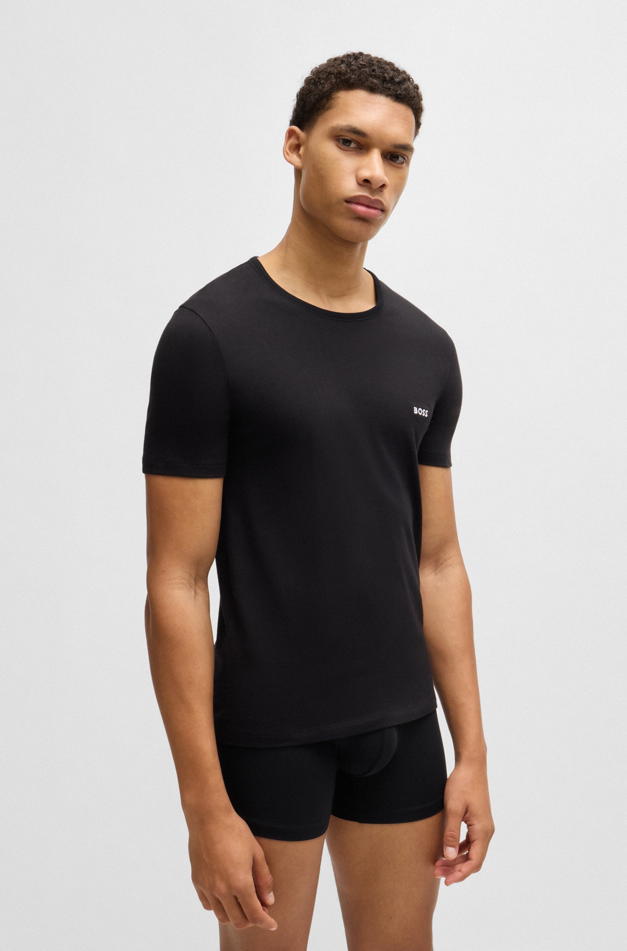 BOSS T-Shirt »TShirtRN 3P Classic«, mit BOSS Stickerei