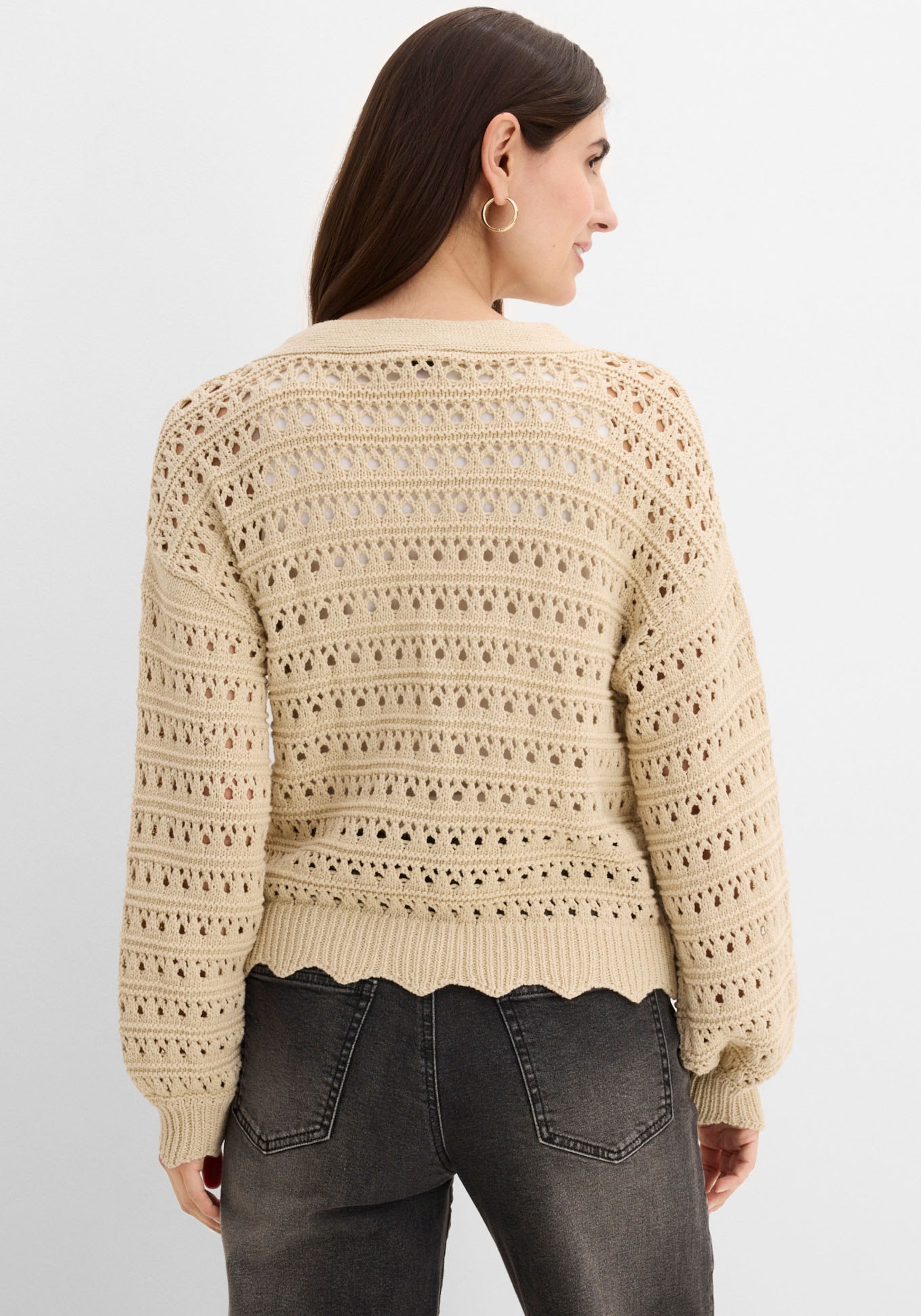 bonprix Ajourstrickjacke Oversize-Passform, mit Lochstrickmuster, im Casual Stil