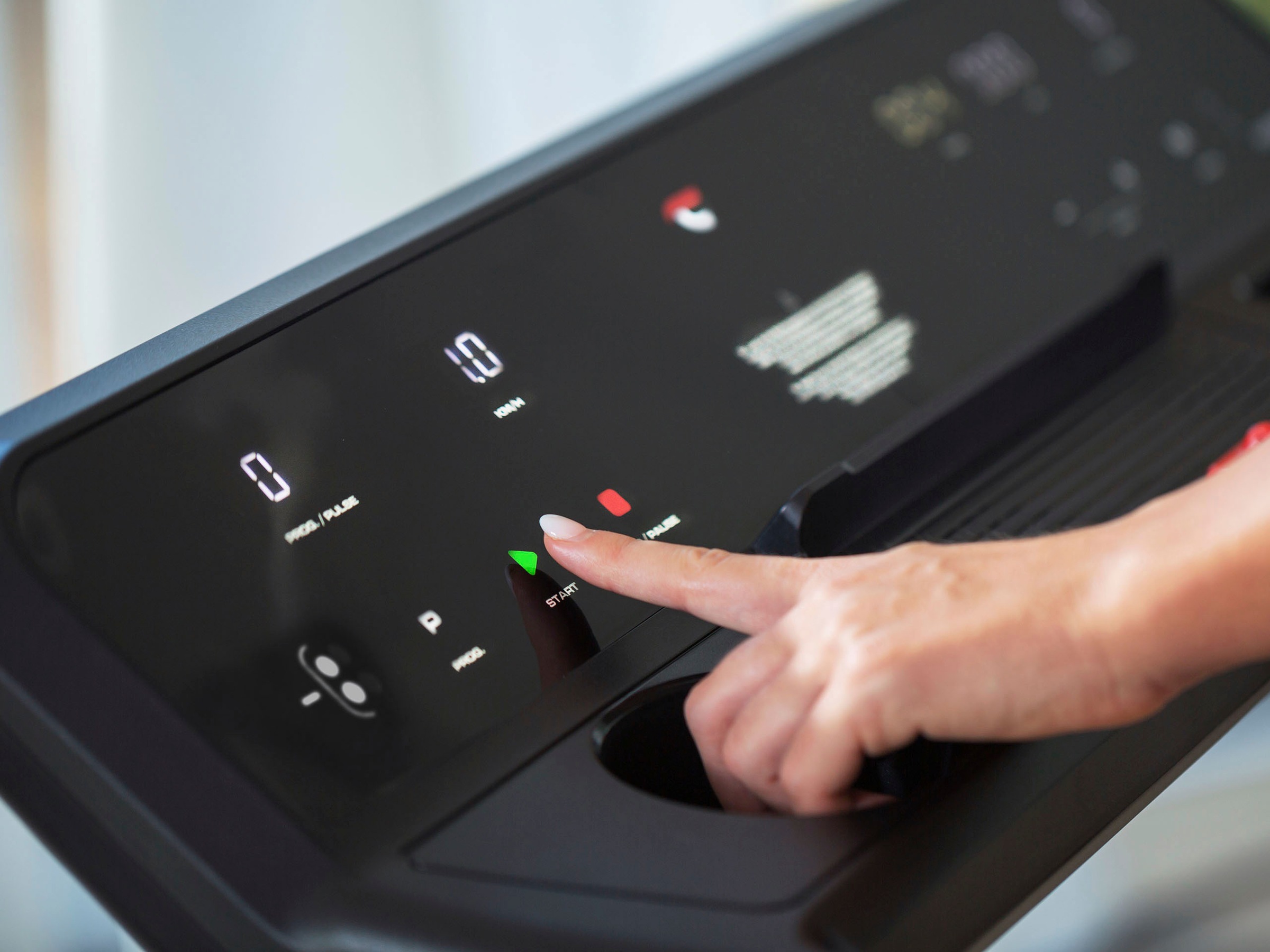 Christopeit Sport® Laufband »CS 4000 mit Gestensteuerung«, (mit Ausklappautomatik Soft-Drop-System und Tablet-Halterung), bis max. 12 km/h, klappbar