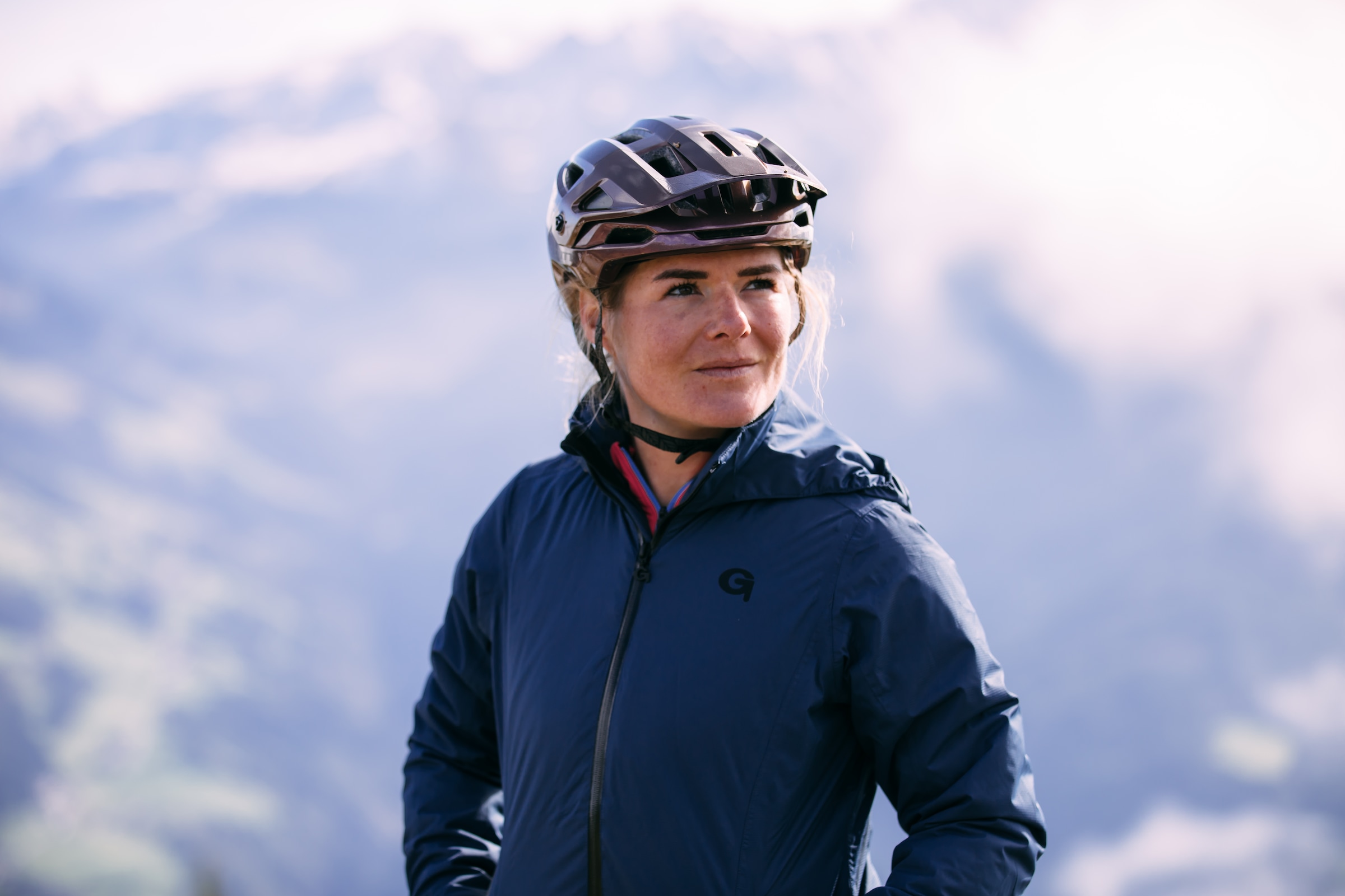 Gonso Fahrradjacke »Sura Therm«, bestellen wind- Kapuze Damen OTTO mit bei Regenjacke online und wasserdicht, Radjacke