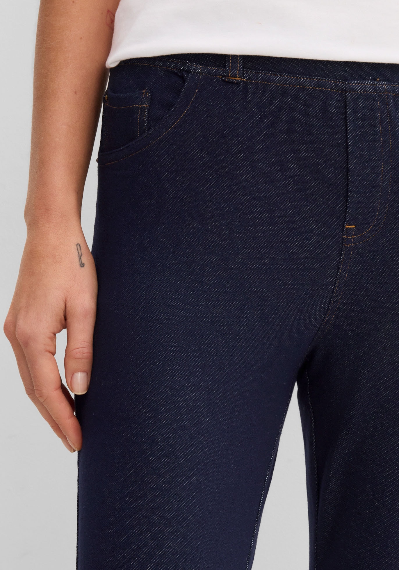 bonprix Caprileggings  in Jeansoptik, aus Baumwollmischung, Skinny Fit