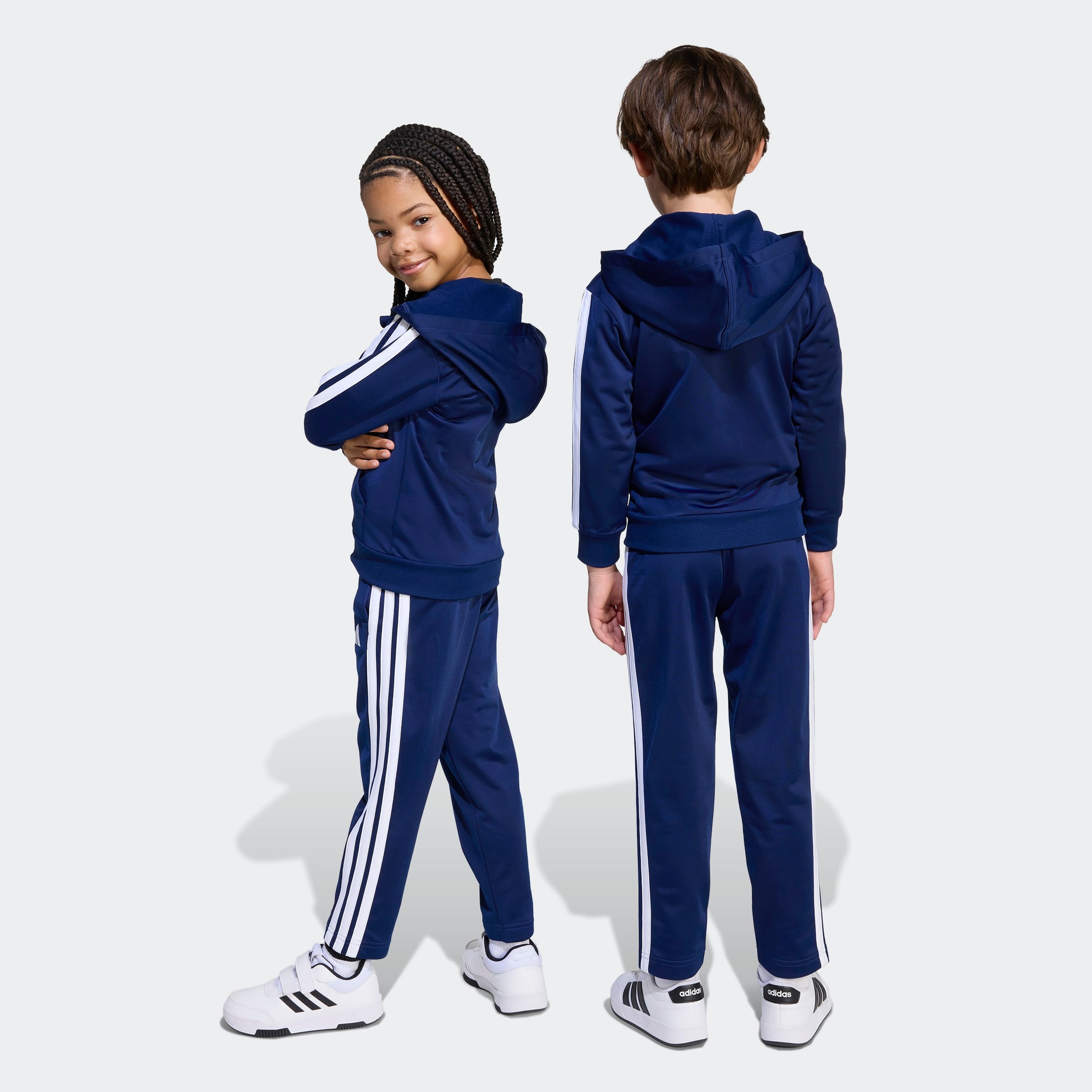 adidas Sportswear Trainingsanzug »ESSENTIALS KIDS« 2 Stk. mit 3-Streifen, aus weichem Trikotstoff, mit CLIMACOOL Technologie