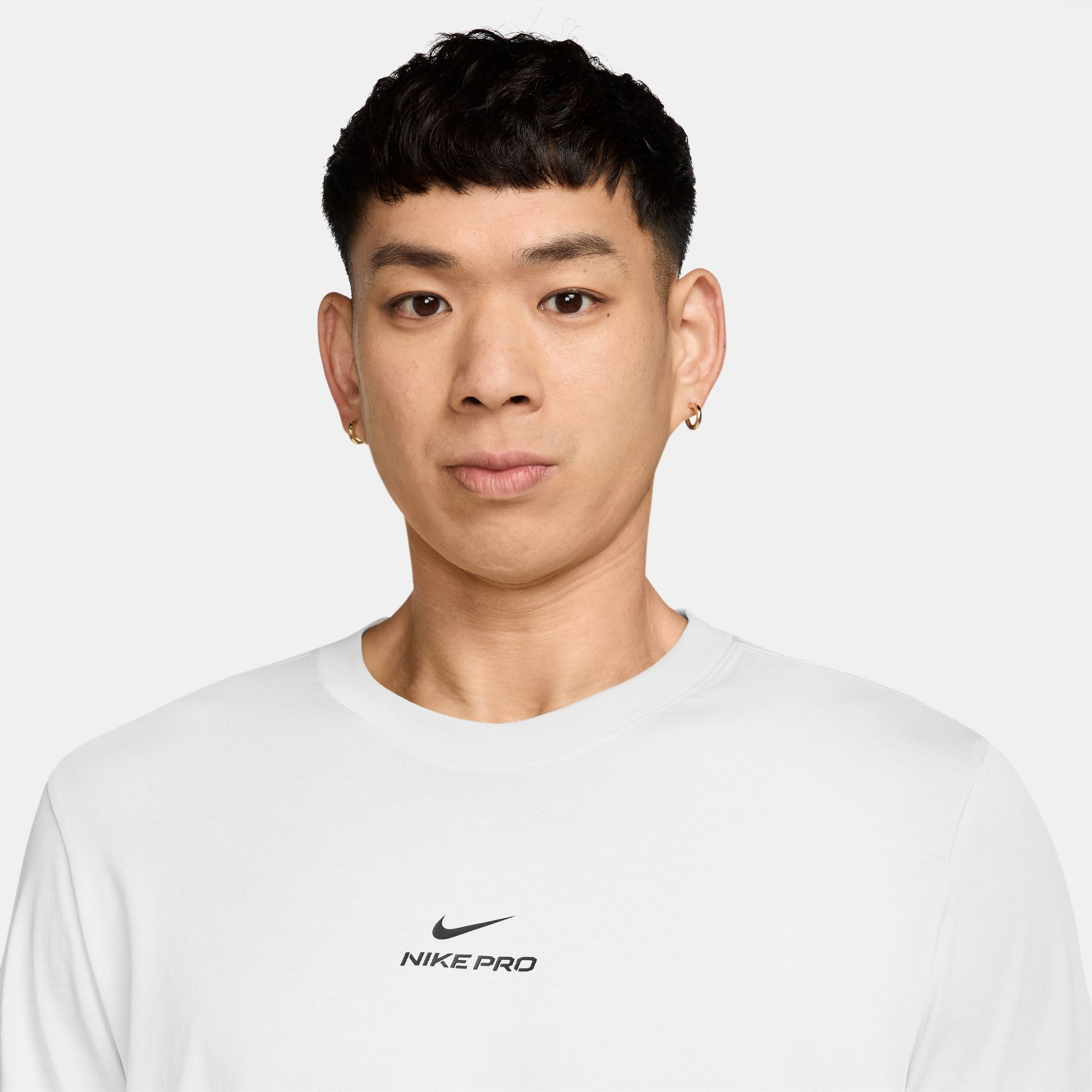 Nike T-Shirt »M NK DF TEE STD PRO« mit Rundhalsausschnitt, aus Interlock-Material, ohne Verschluss