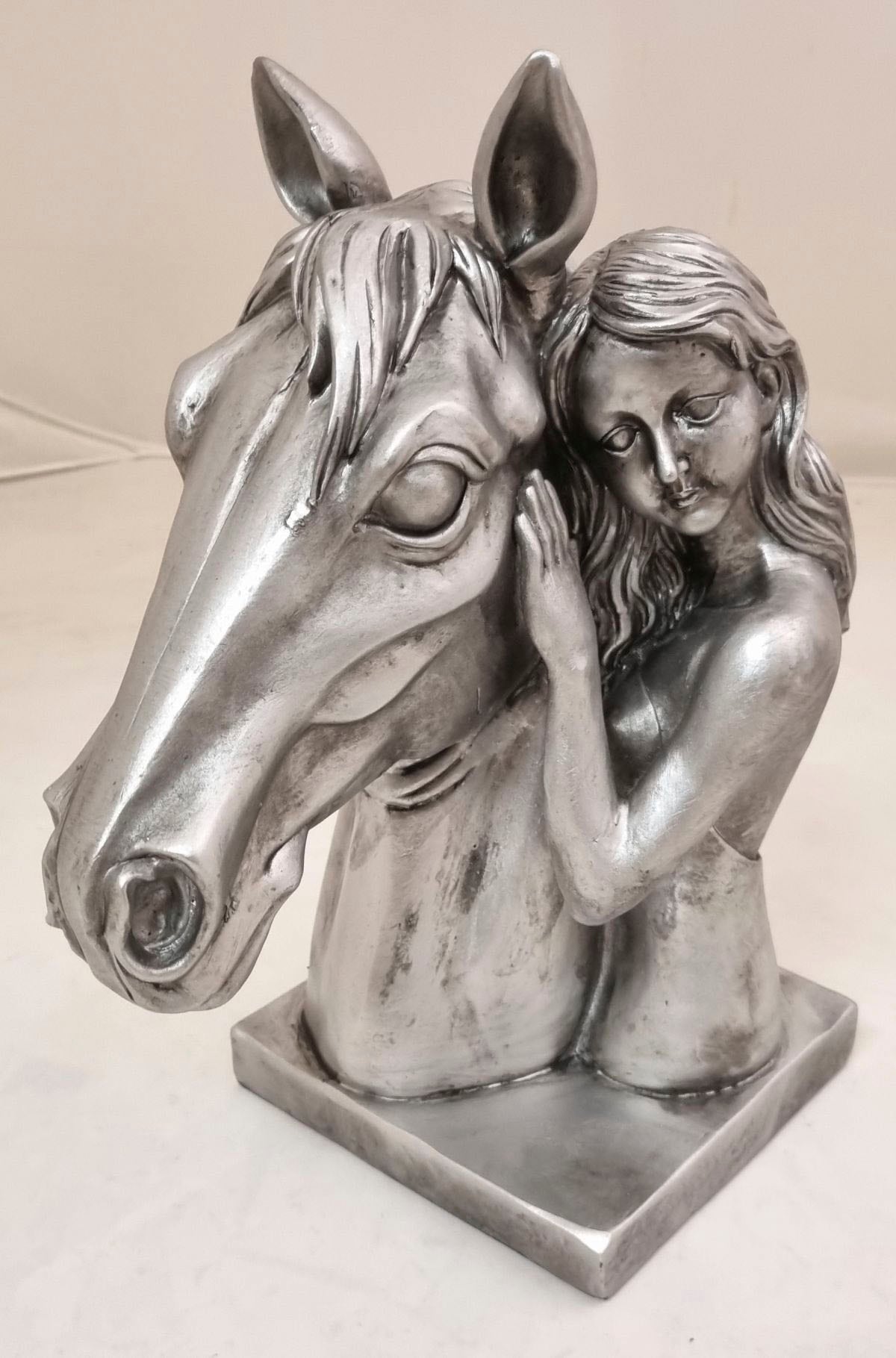 Tierfigur »Pferdekopf mit Mädchen 32cm«