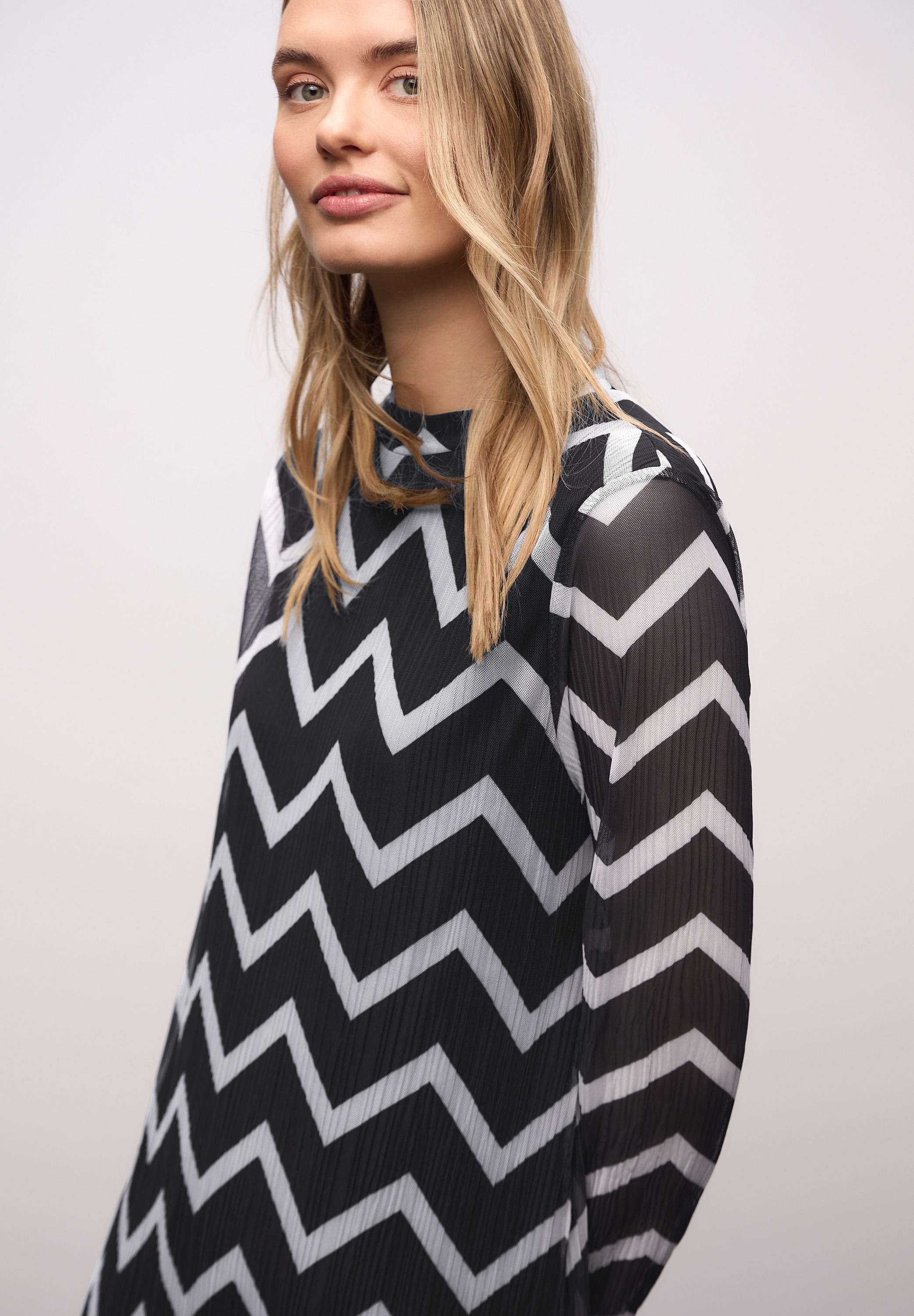 STREET ONE Midikleid Ohne Taschen