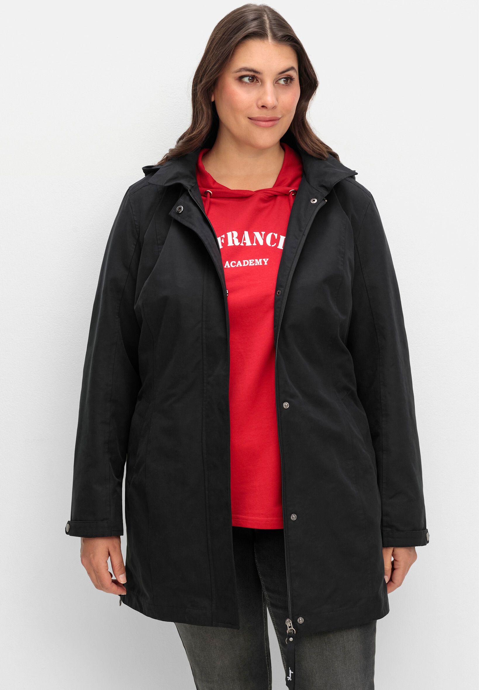 Sheego Parka »Outdoorjacke Parka in wasserabweisender Qualität« Abnehmbare Kapuze