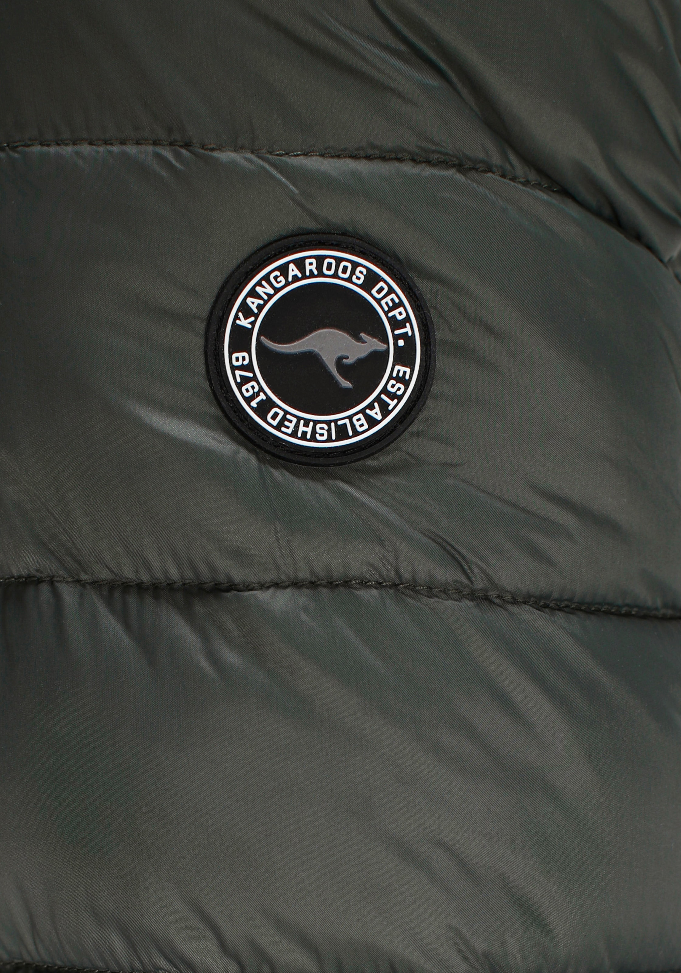 KangaROOS Steppjacke, mit Kapuze, mit kontrastfarbenen Details