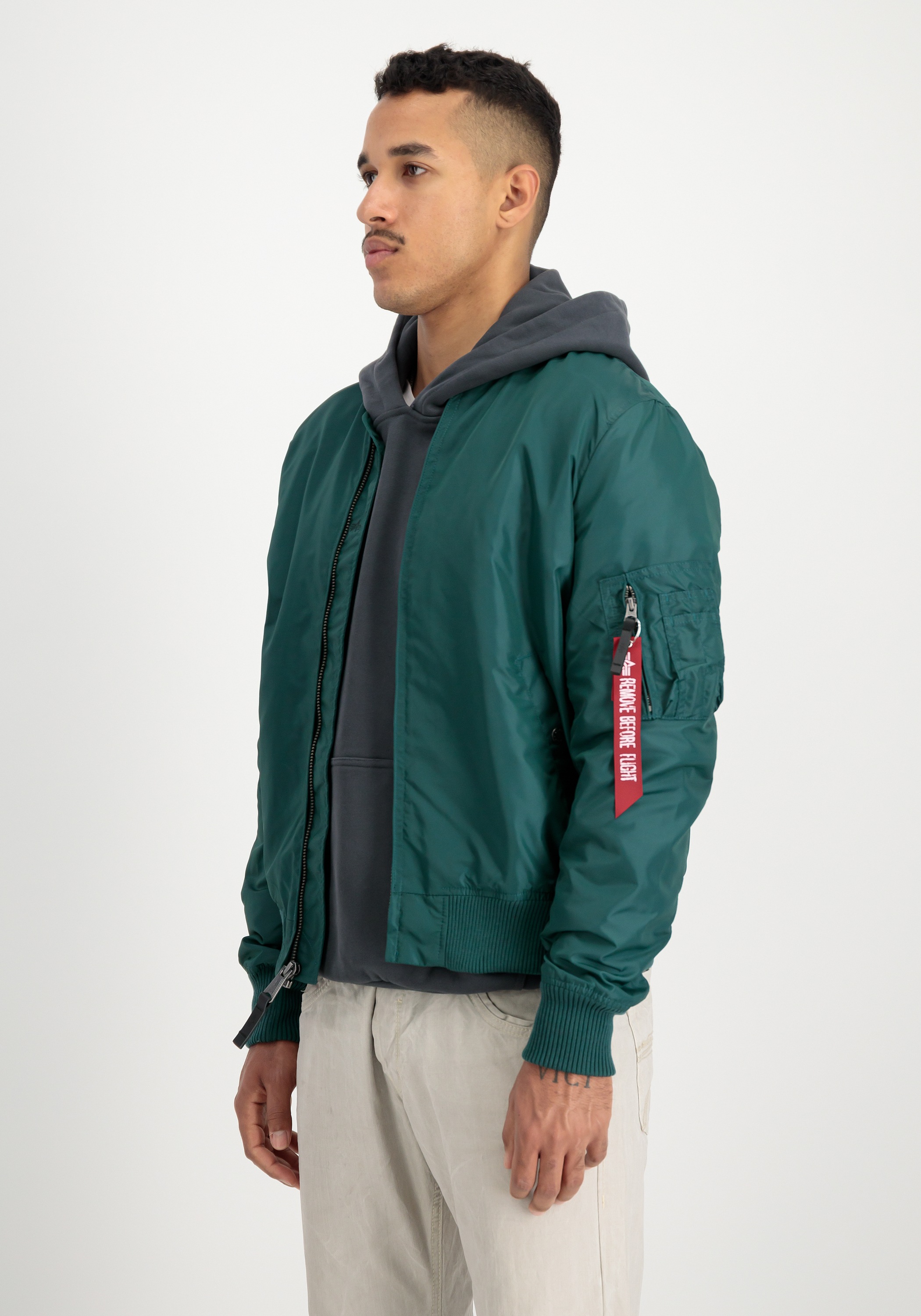 Alpha Industries Bomberjacke »MA-1 TT Light Bomberjacke«