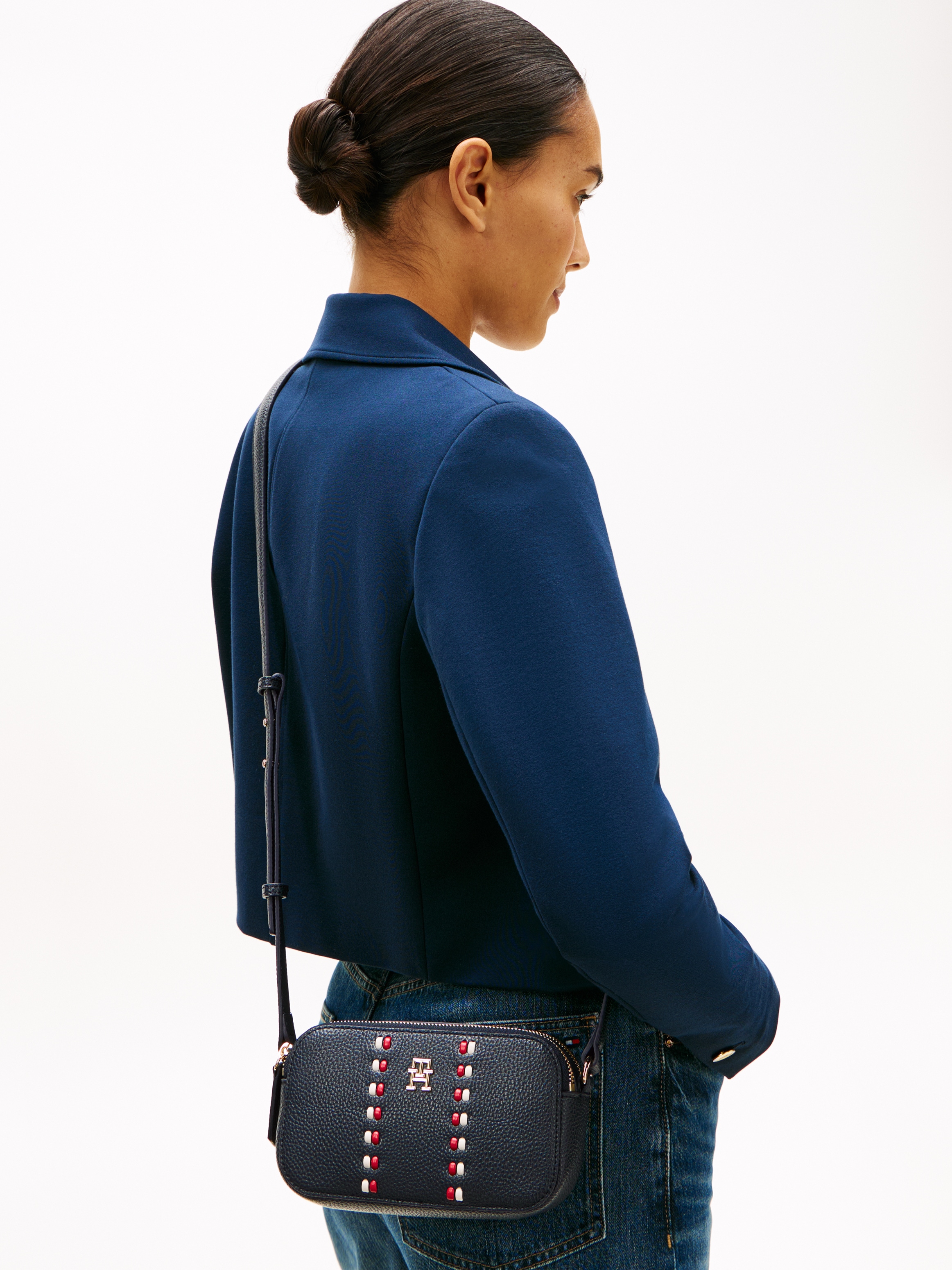 Tommy Hilfiger Umhängetasche »TH TIMELESS CAMERA BAG« , Damen Schultertasche, Minibag mit farbigen Durchzügen