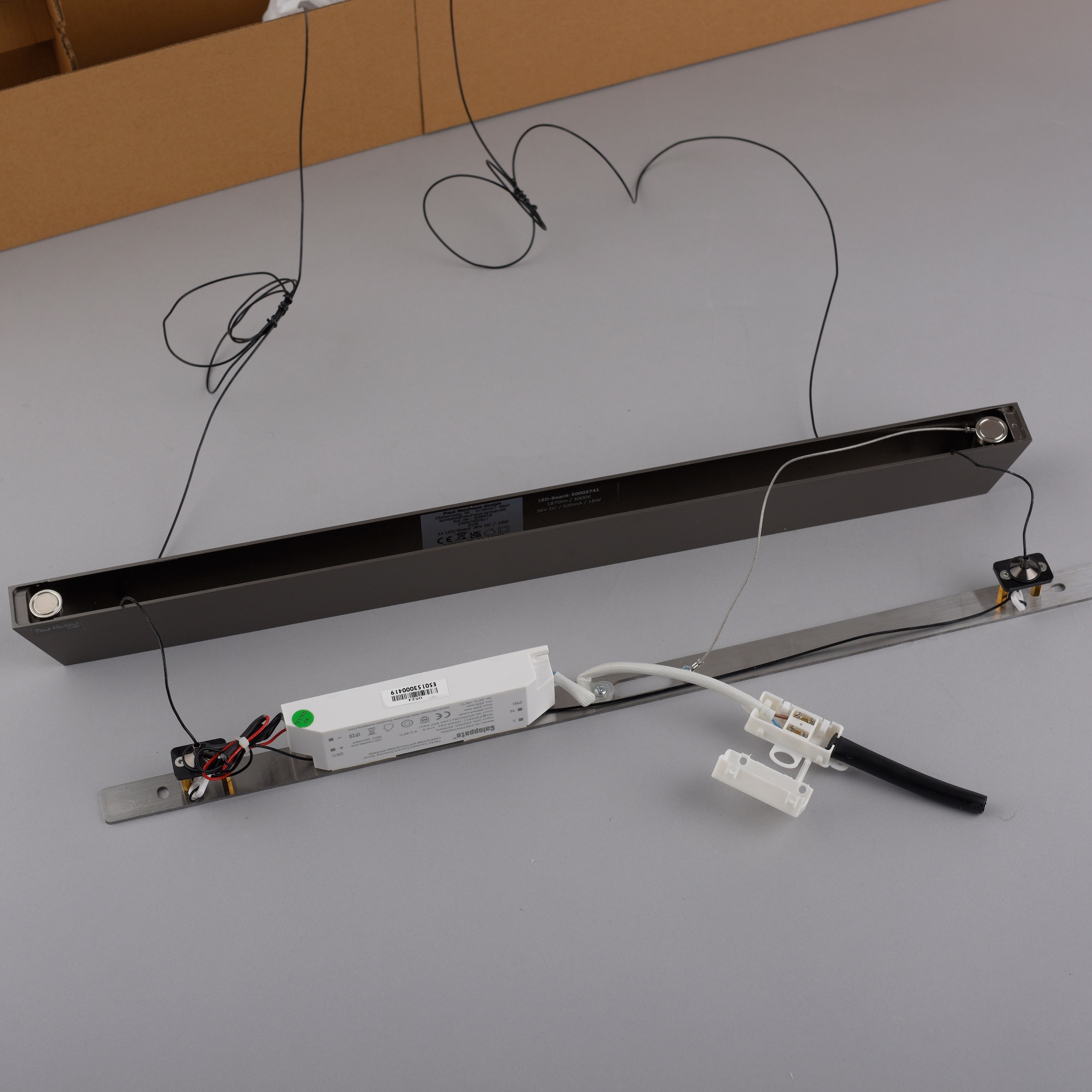 Neuhaus PURE LED Pendelleuchte »PURE Surface« LED-Board 1 Stk. Warmweiß Dimmfähig über separaten Dimmer, höhenverstellbar
