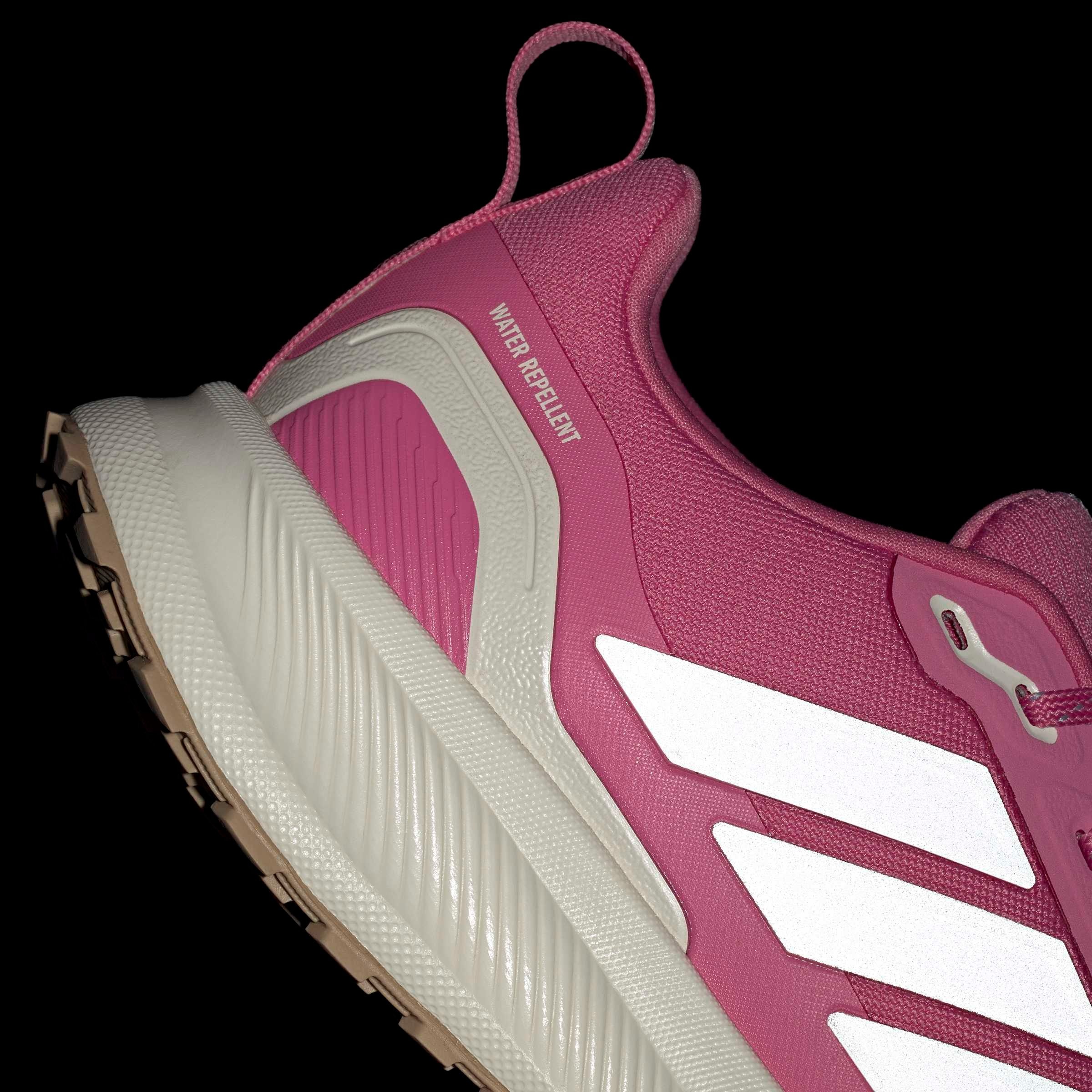 adidas Performance Laufschuh »RUNFALCON 5 TR«  mit reflektierenden Elementen und profilierter Sohle
