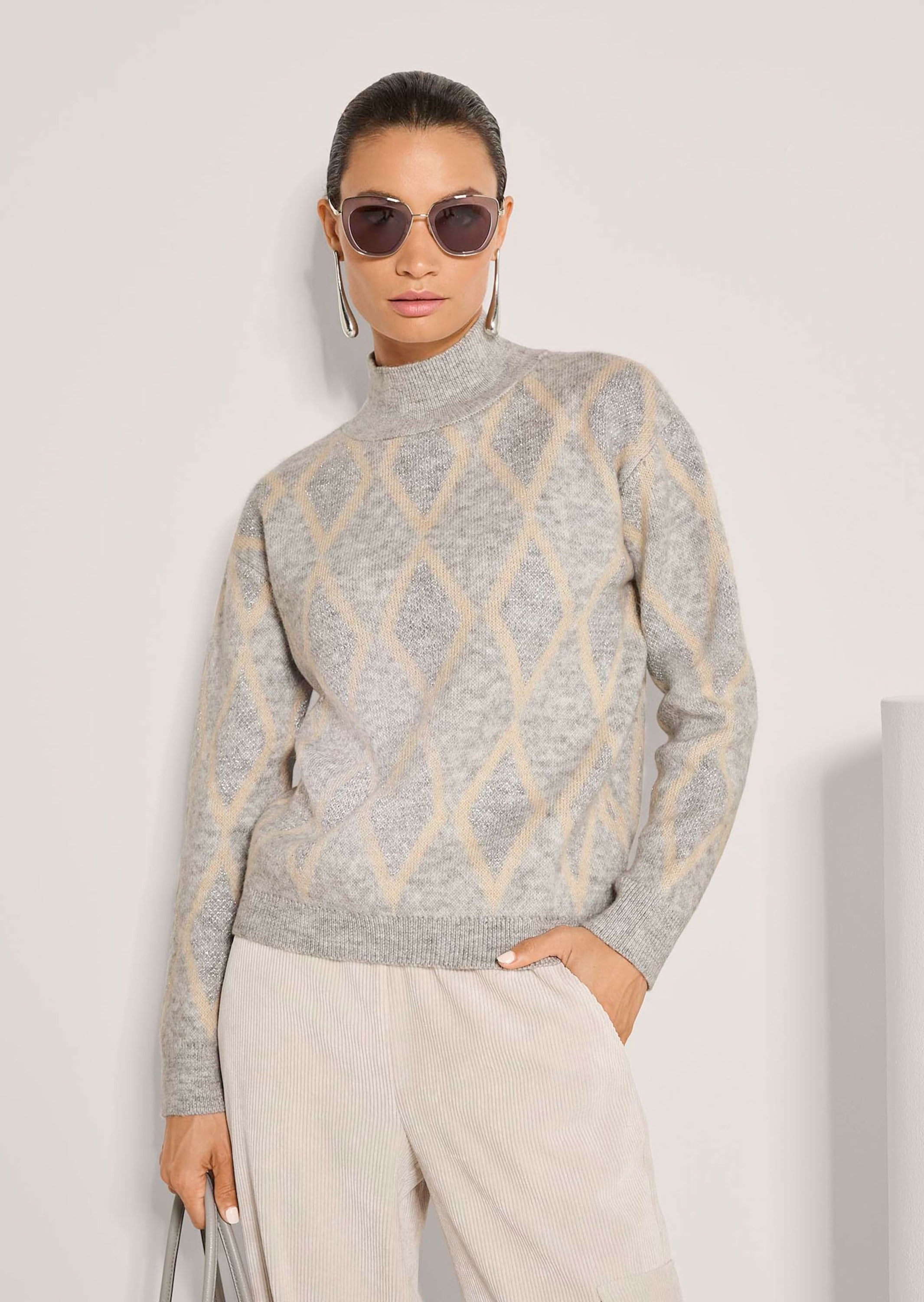 MADELEINE Longpullover »Pullover Glitzernder Pullover mit Rauten-Muster«