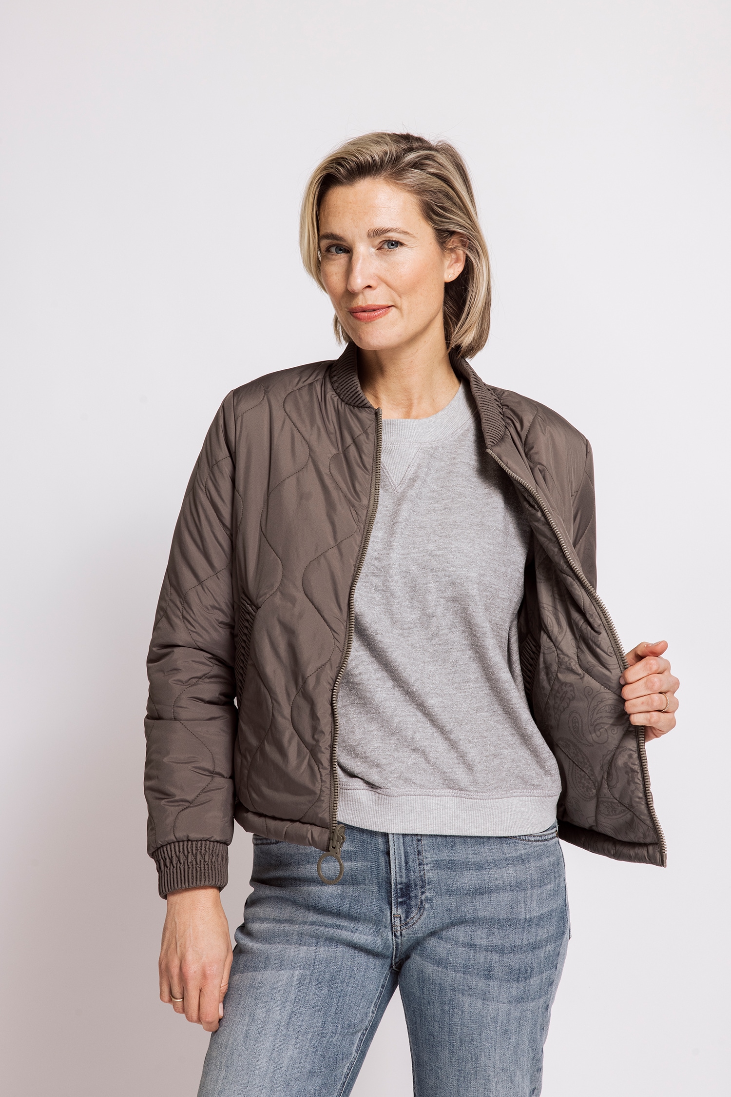 Zhrill Kurzblazer »SARAH« Blouson-Jacke im modernen Stil / Paisley-Muster / Reißverschluss