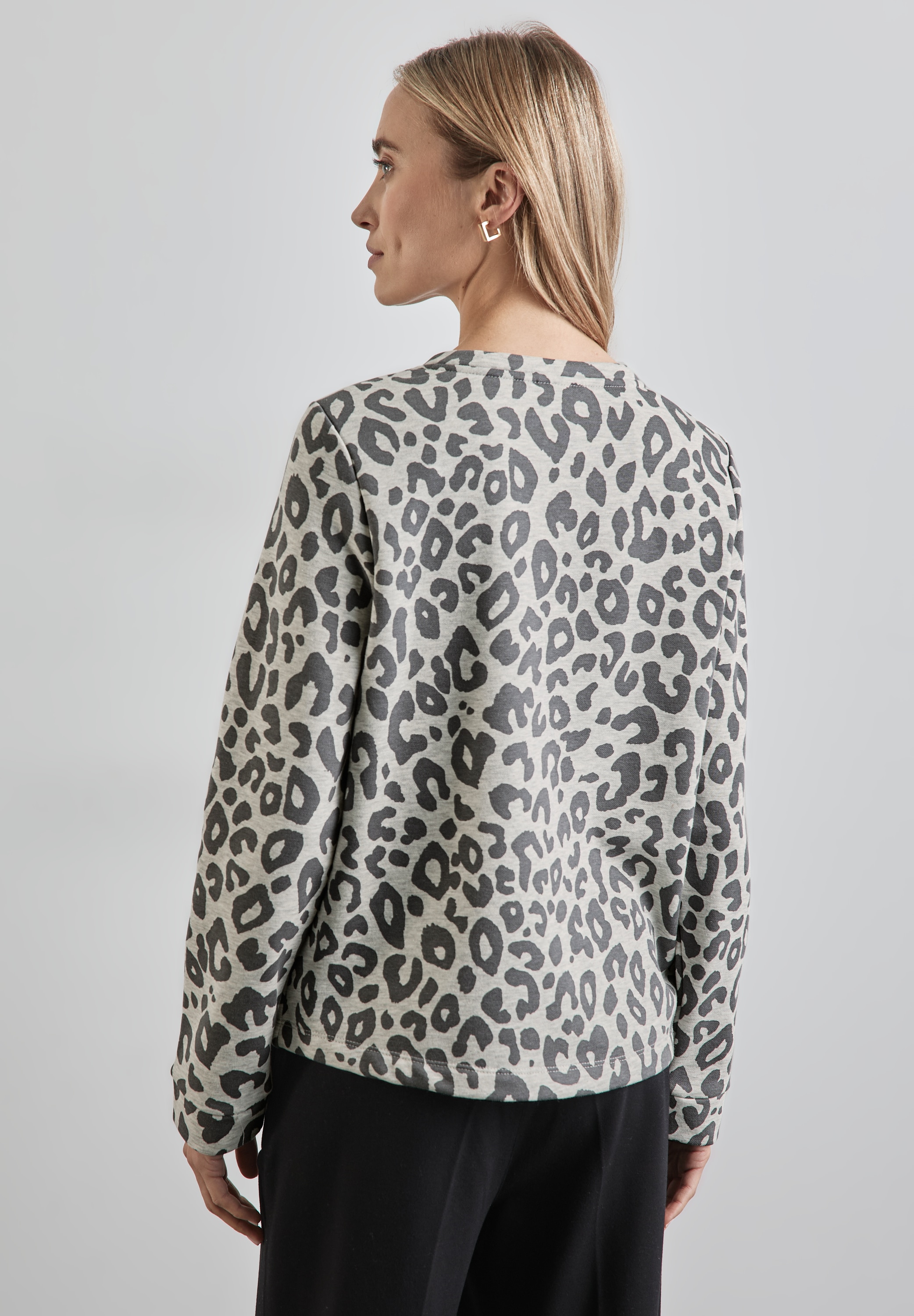 STREET ONE Sweatshirt, mit Leo-Muster