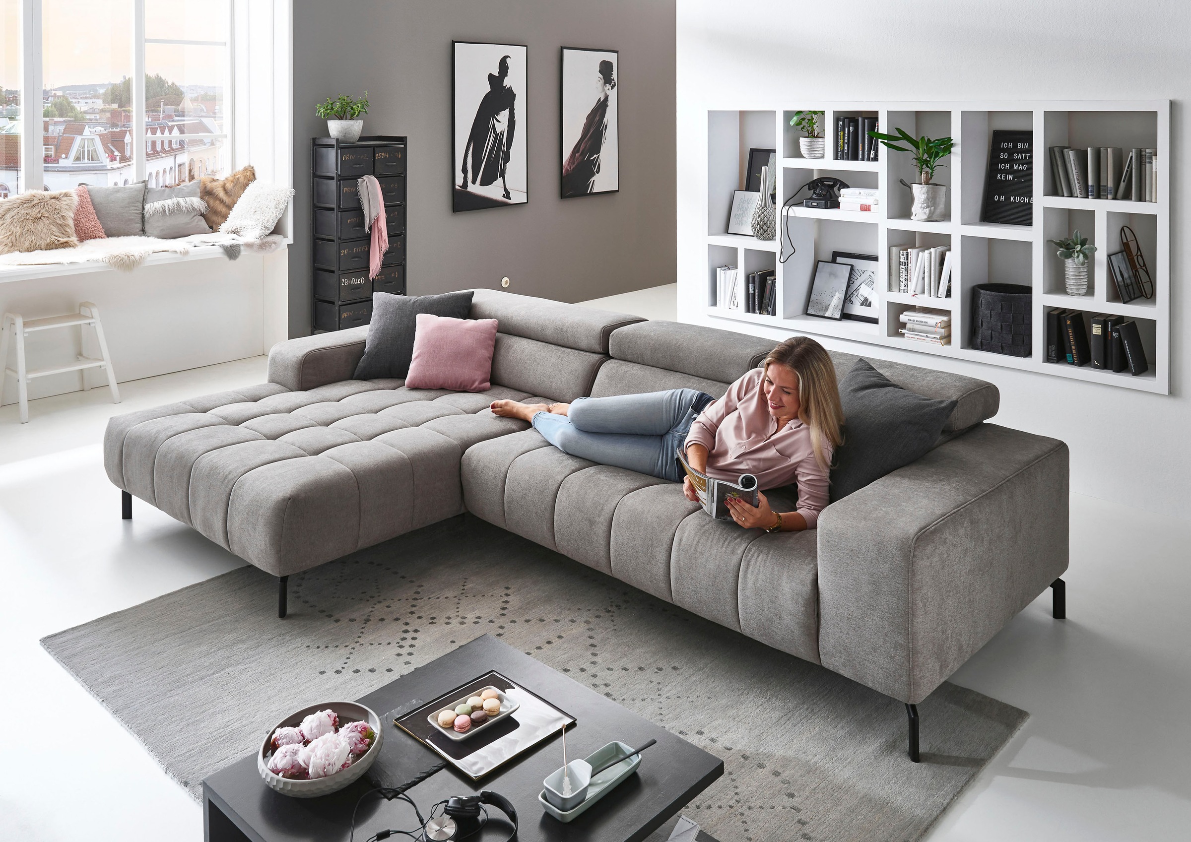 Die PlanBar Ecksofa »MP-IN18022 L-Form«, mit Kopfteilverstellung & Zierkissen, optional Sitztiefenverstellung