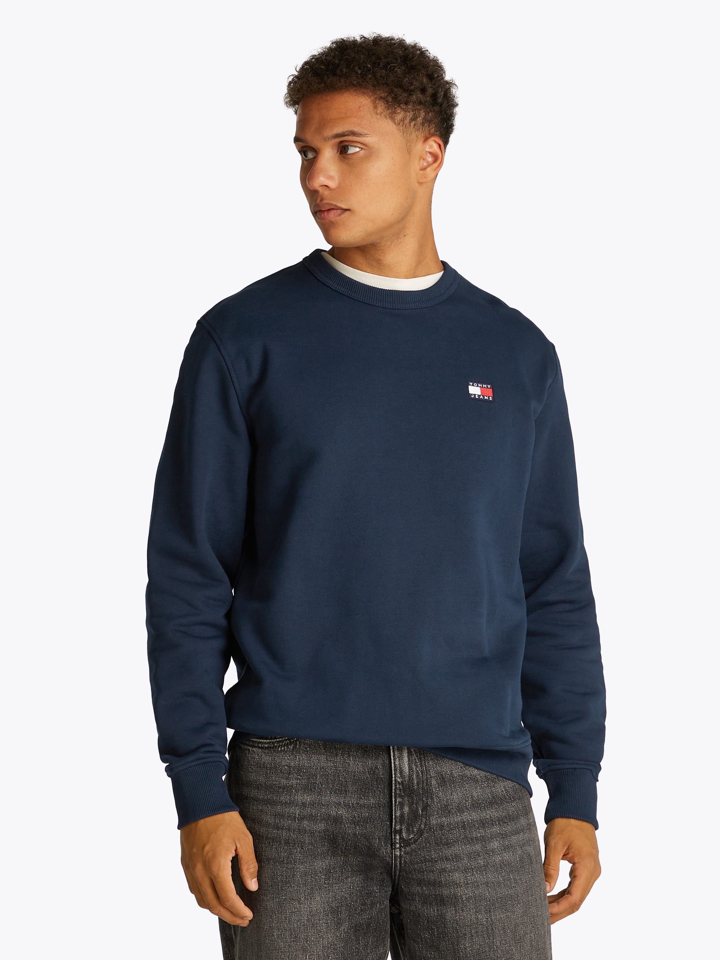 Tommy Jeans Sweatshirt »TJM REG BADGE CREW EXT«, Mit Rundhalsausschnitt