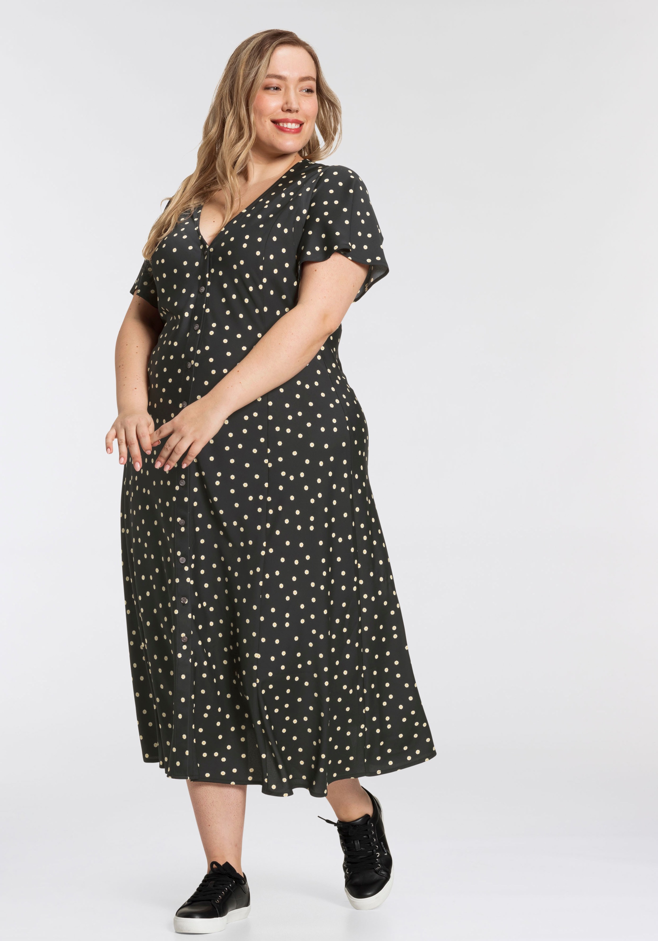 Levi's® Plus Maxikleid »PL RACHELLE DRESS«, mit Knopfleiste