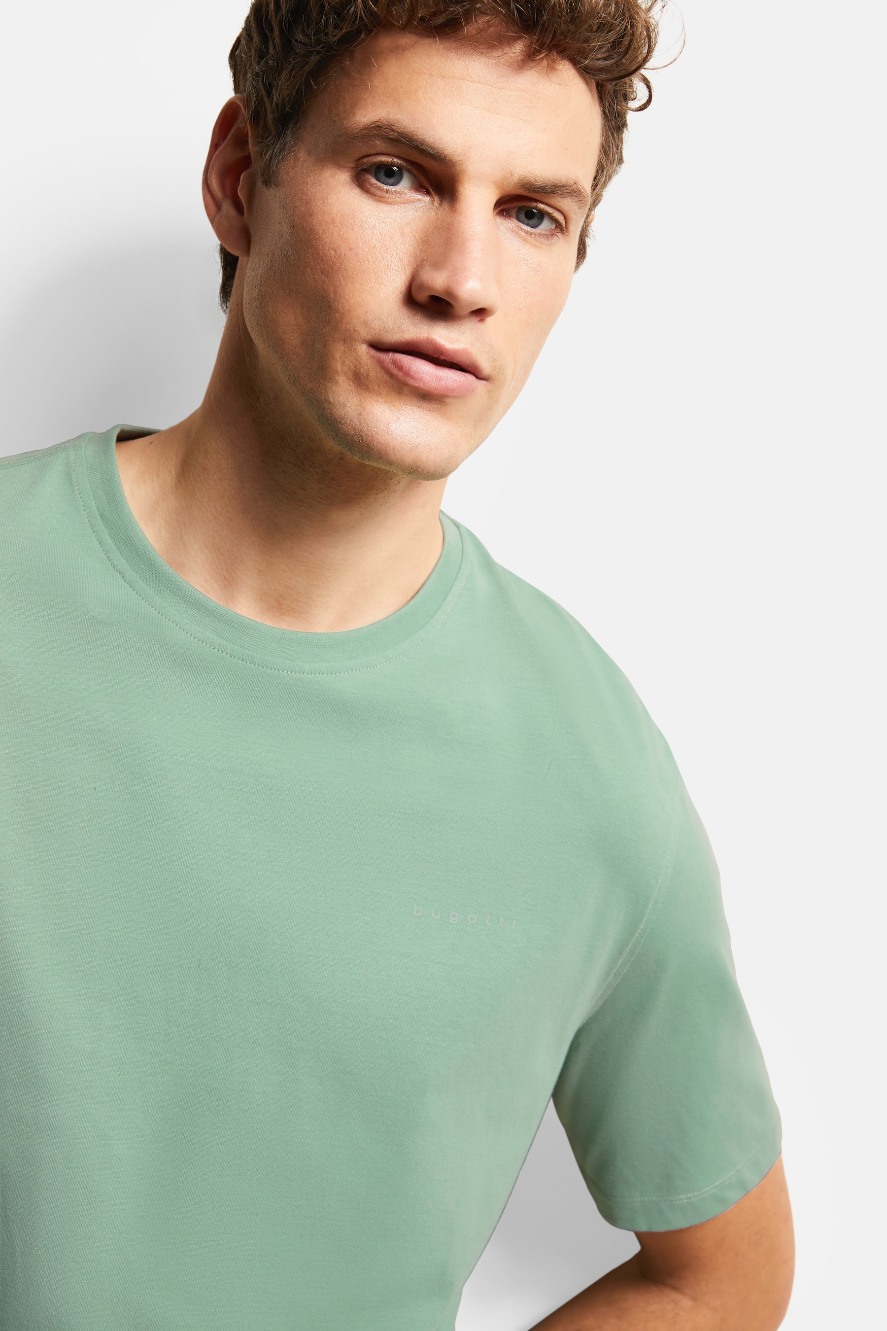 bugatti T-Shirt, mit moderner Passform