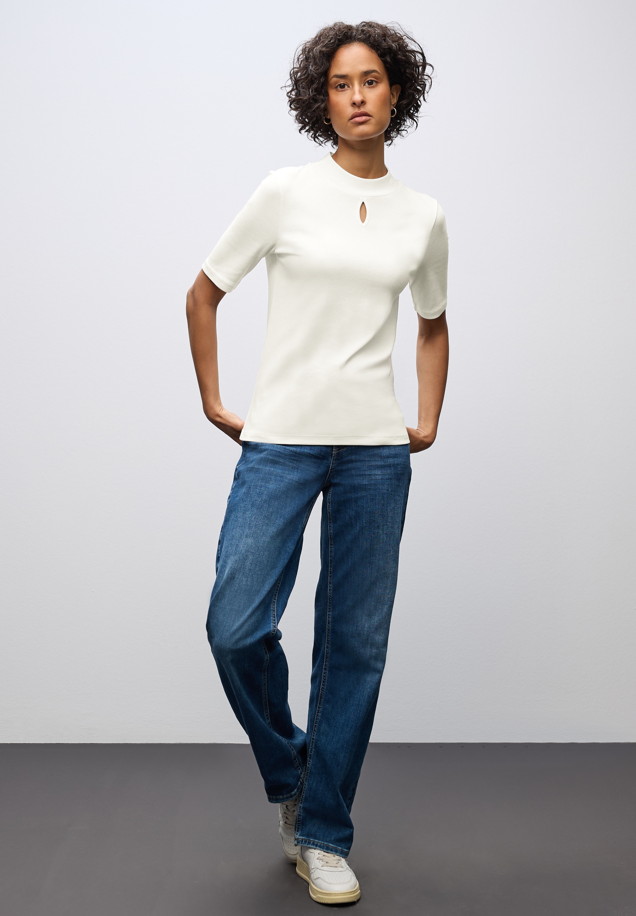 STREET ONE T-Shirt, mit Turtleneck und Cut-Out