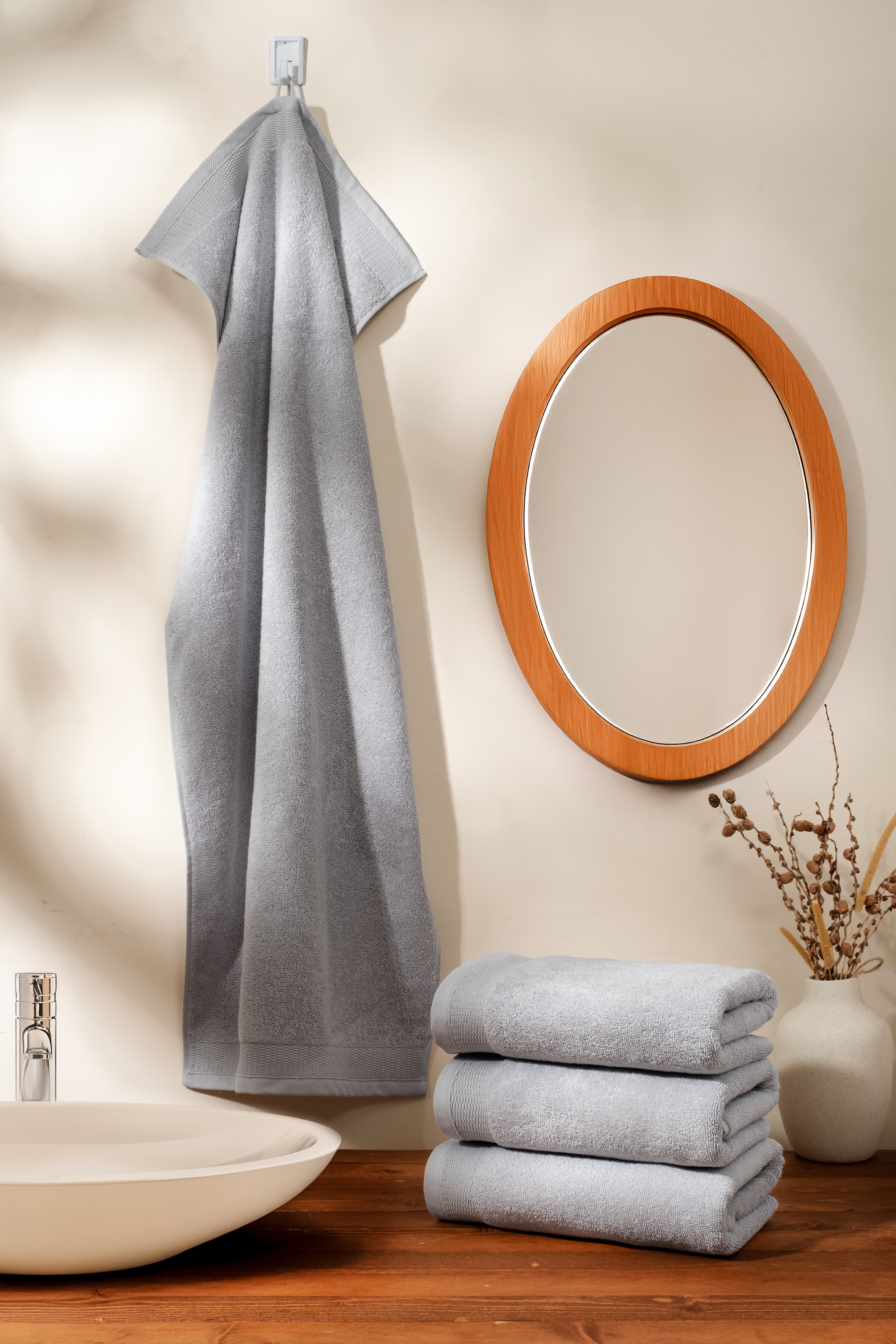 OTTO home Handtücher »Fenya, flauschig und weich, 550gr/m²«, (4 St., 4x 50x100cm), Premium Handtücher mit Bordüre, Handtuch-Set, 100% Baumwolle