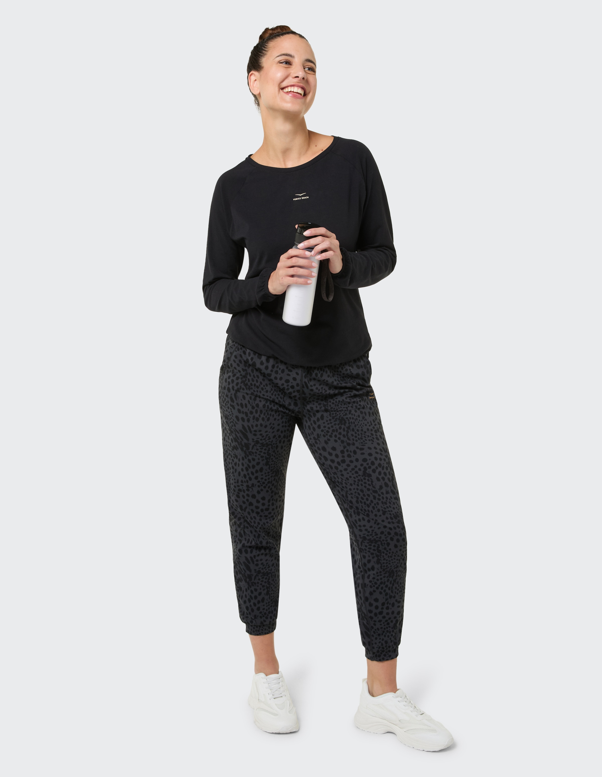 Venice Beach Jogginghose »D JOGGINGHOSE NINA«  lange Hose, lässige Silhouette, mit Futter aus Baumwolle und Elasthan