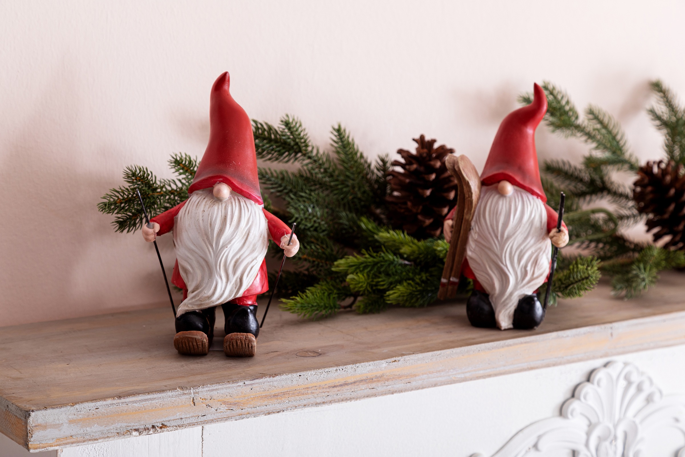Myflair Möbel & Accessoires Weihnachtsfigur »Weihnachtsdeko rot«, (Set, 2 St.),  Wichtel auf Skiern, Höhe ca. 20 cm im OTTO Online Shop