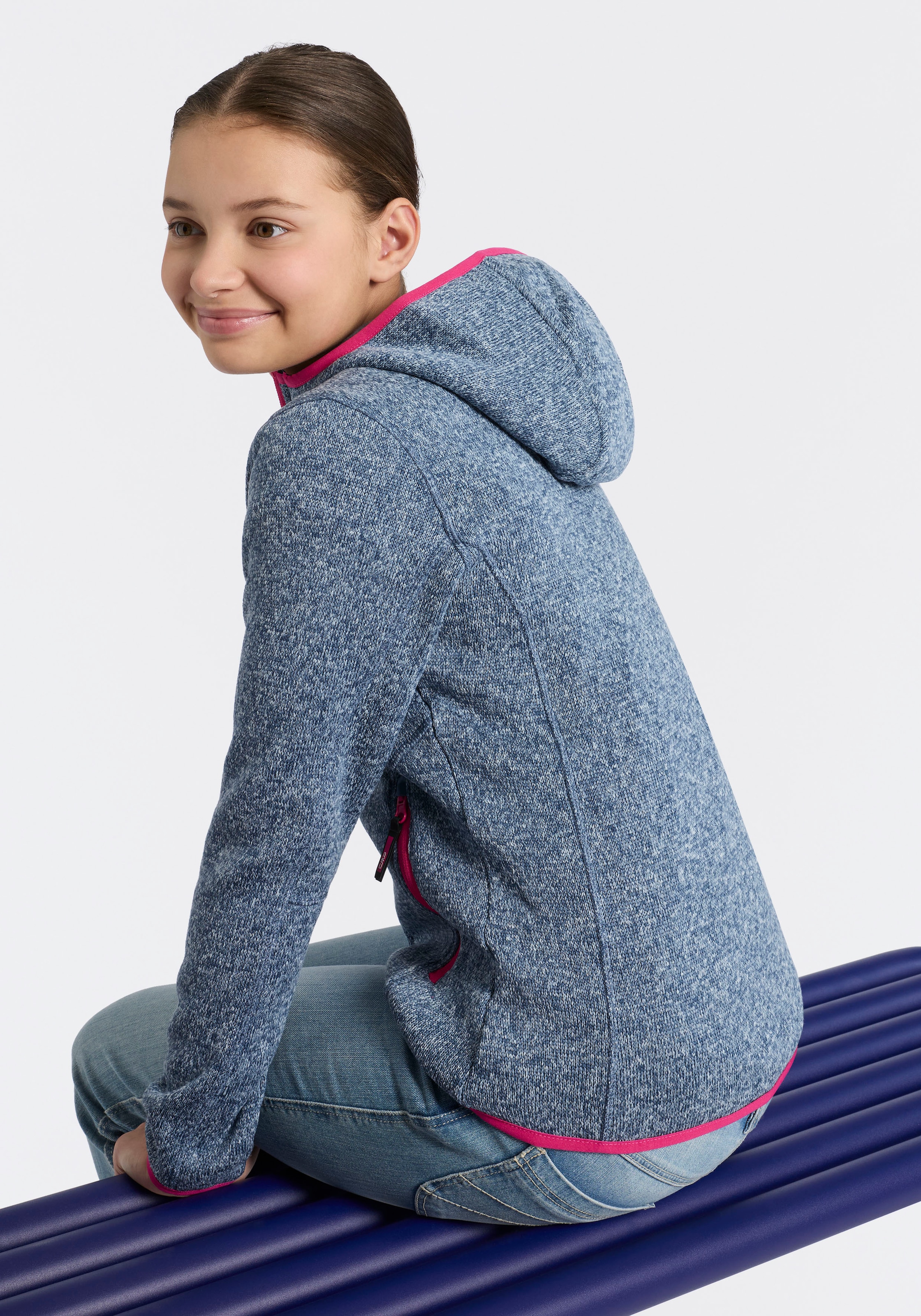 CMP Strickfleecejacke mit Kapuze Übergangsjacke für Kinder, mit Kapuze, mit Reißverschlusstaschen