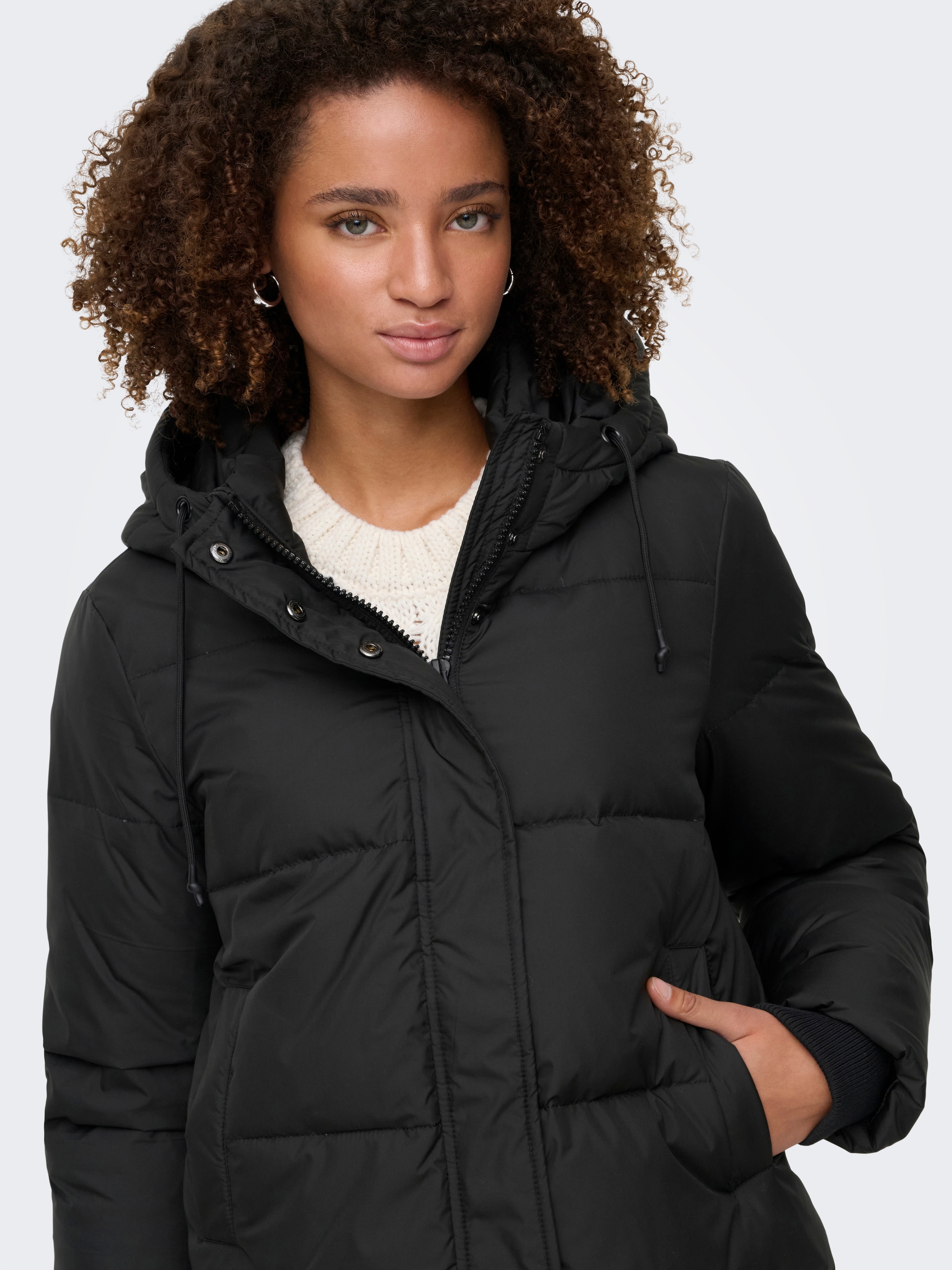 ONLY Steppjacke »ONLALICE SHORT DOWN JACKET NOOS OTW«, mit Kapuze