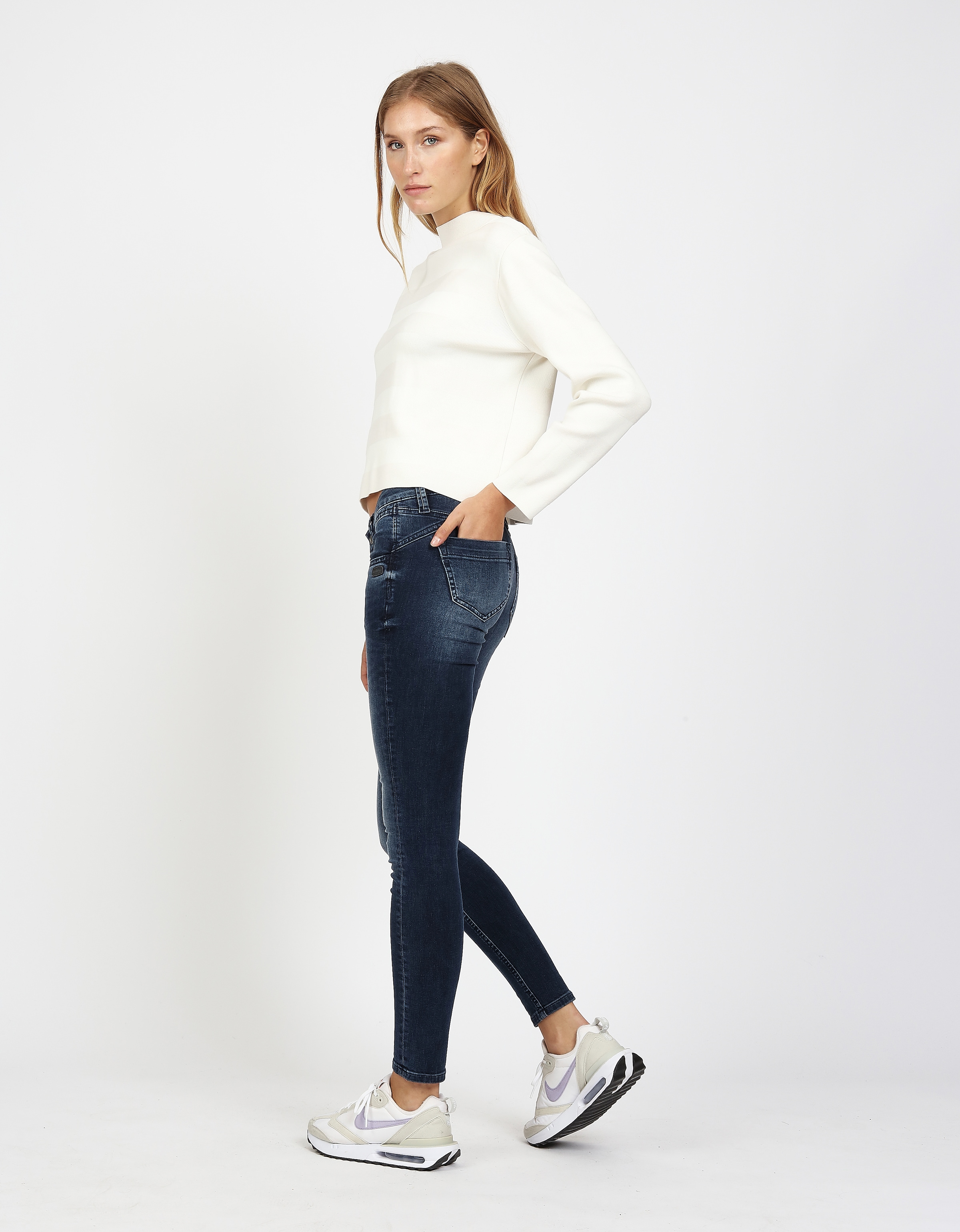 GANG Skinny-fit-Jeans »94NENA« mit modischer Waschung