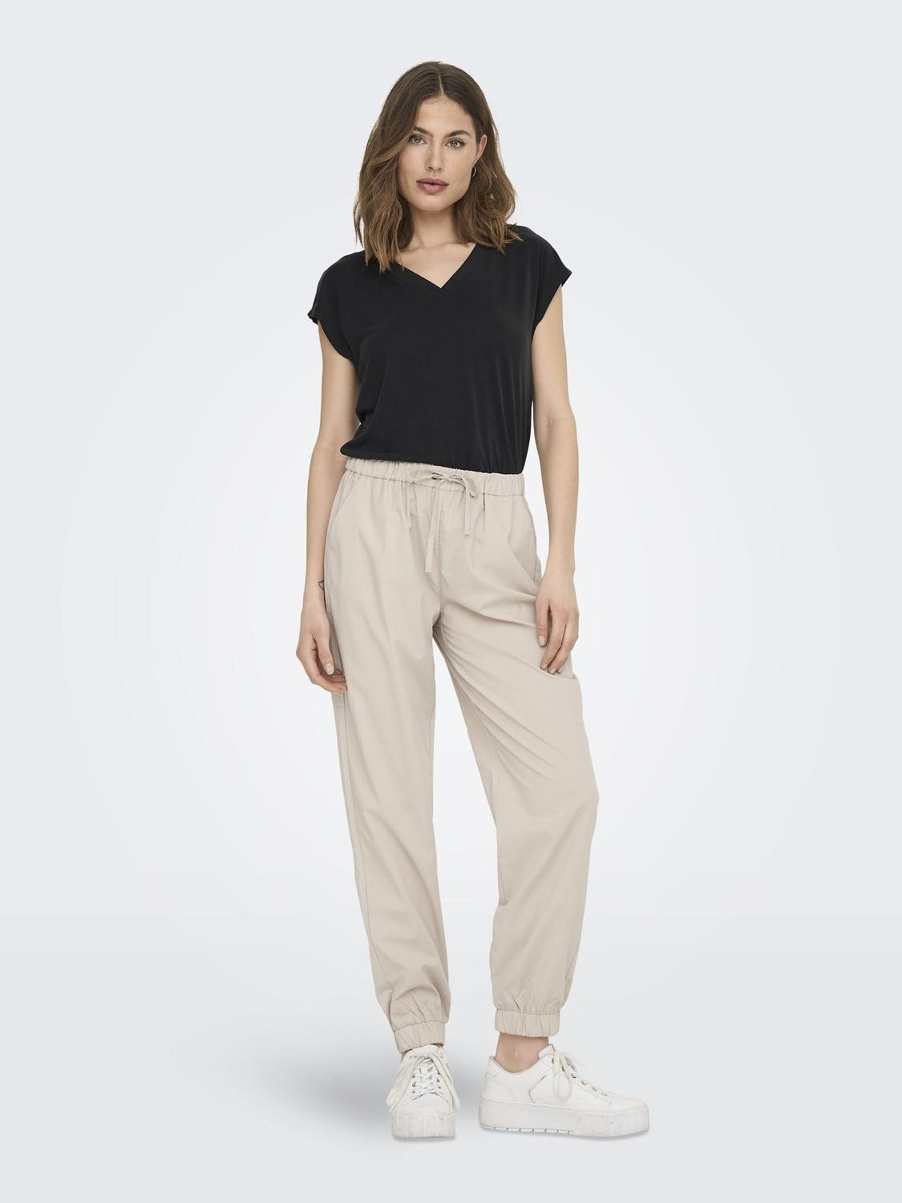 ONLY V-Shirt »ONLFREE S/S MODAL V-NEC TOP BOX JRS NOOS«