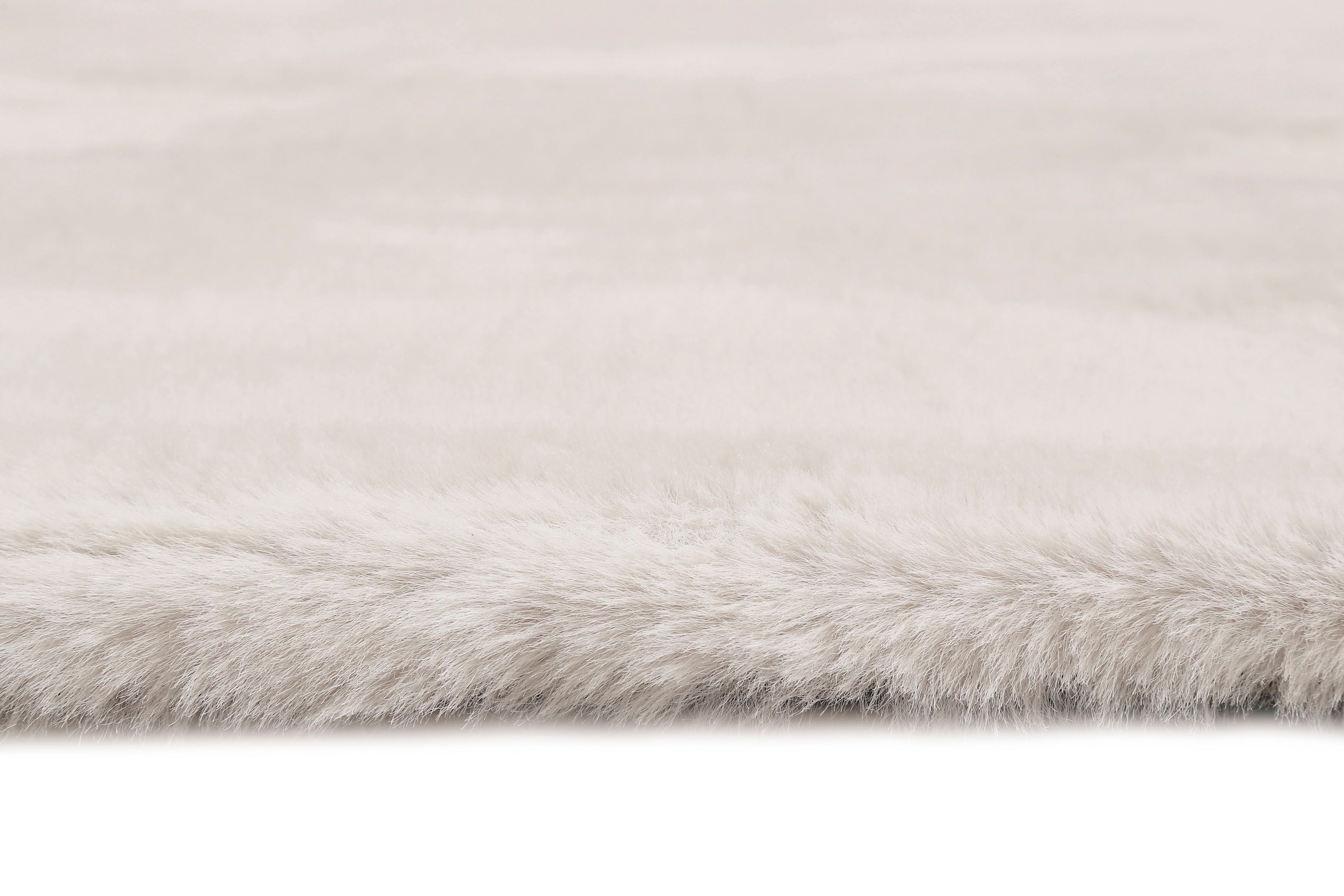 Esprit Hochflor-Teppich »Alice Kunstfell«, rechteckig, Kaninchenfell-Haptik,  besonders weich und dicht, für alle Räume im OTTO Online-Shop | Shaggy-Teppiche