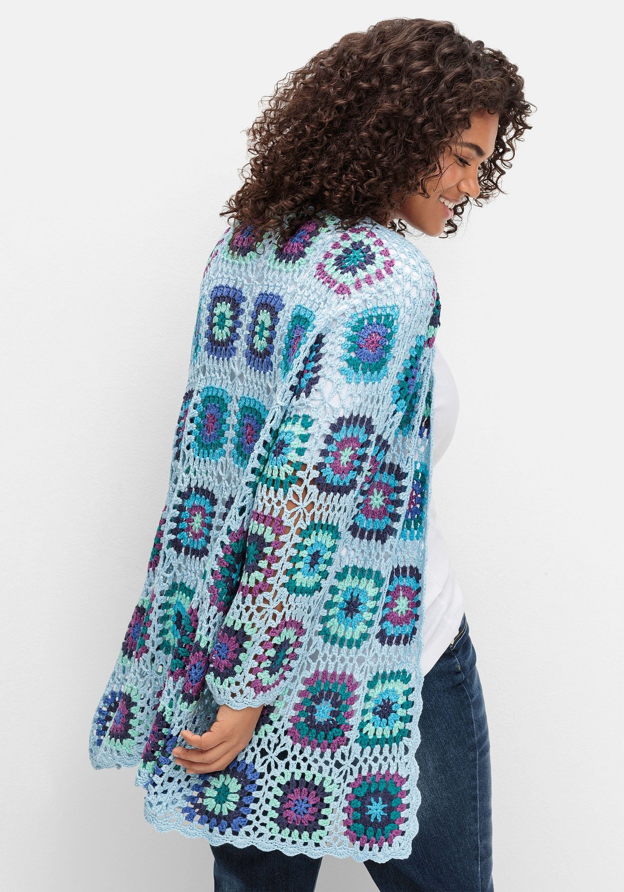 Sheego Cardigan »Strickjacke in Häkeloptik, mit Crochet-Muster«