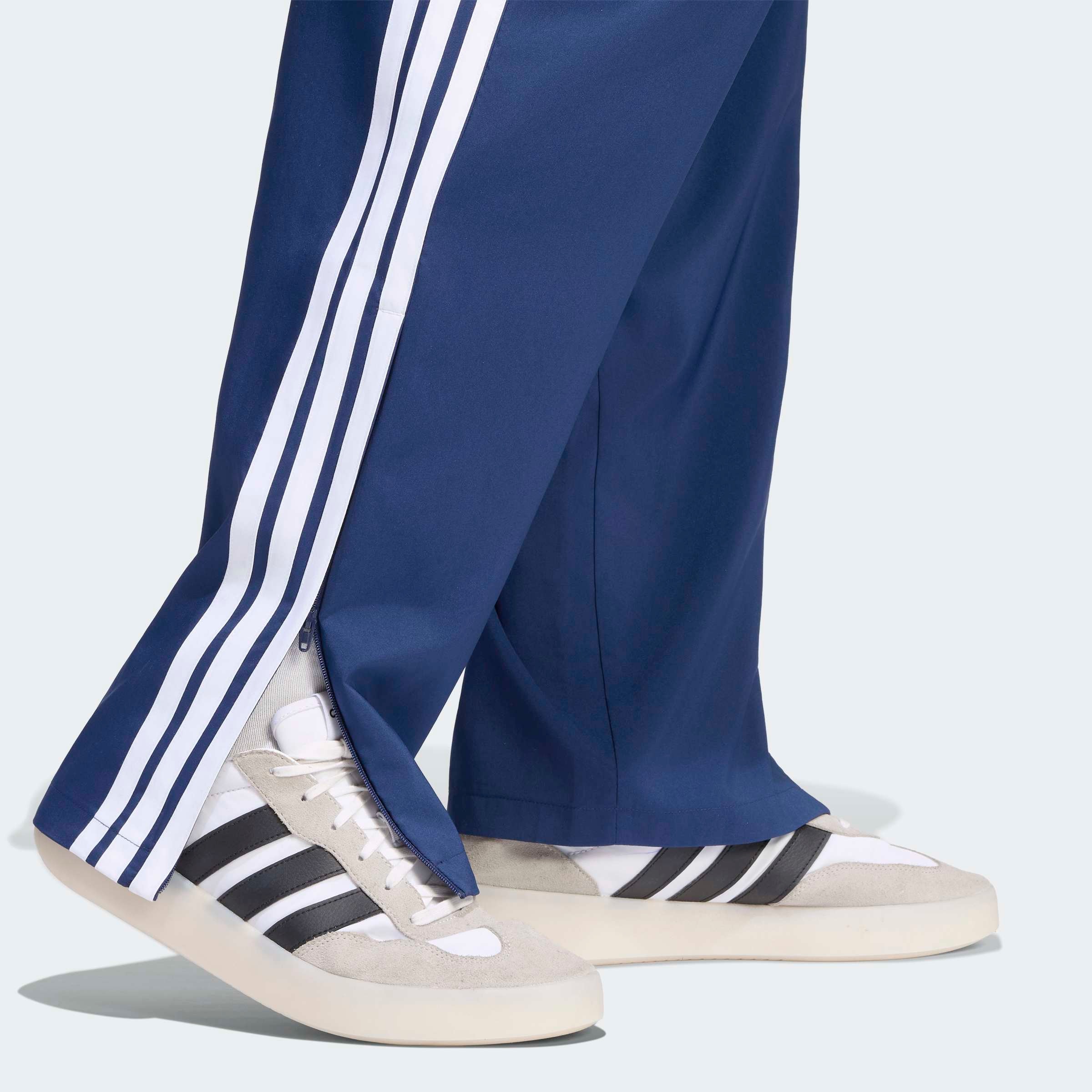 adidas Sportswear Sporthose »ESSENTIALS 3-STREIFEN STANFORD LITE WOVEN TAPERED OPEN HEM«