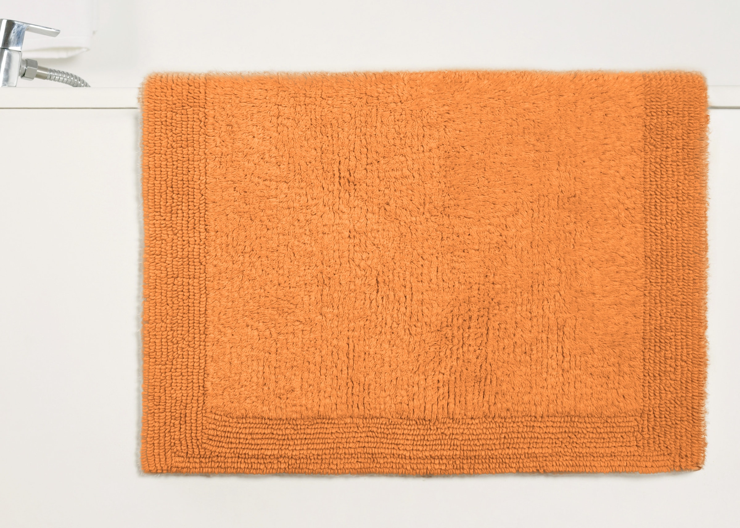 my home Badematte »Kapra, Badvorleger, Badezimmer Teppich«, beidseitig nutzbar-fußbodenheizungsgeeignet-strapazierfähig, mit Bordüre, Badteppich, Badematte, Baumwolle