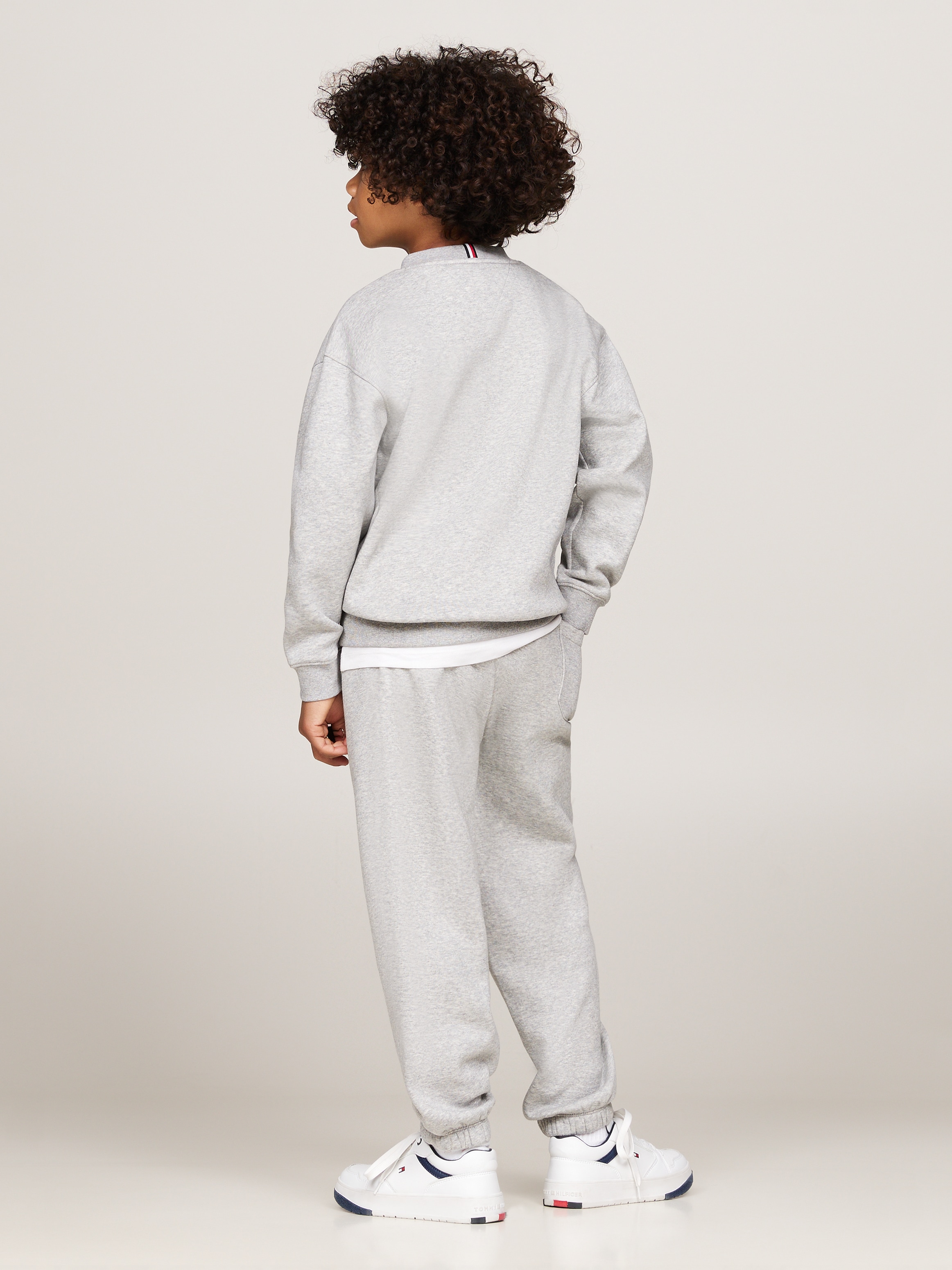 Tommy Hilfiger Shirt & Hose »U TIMELESS FLEECE SET«, Kinder bis 16 Jahre, Basic, Rundhals, Hose mit Gummizug