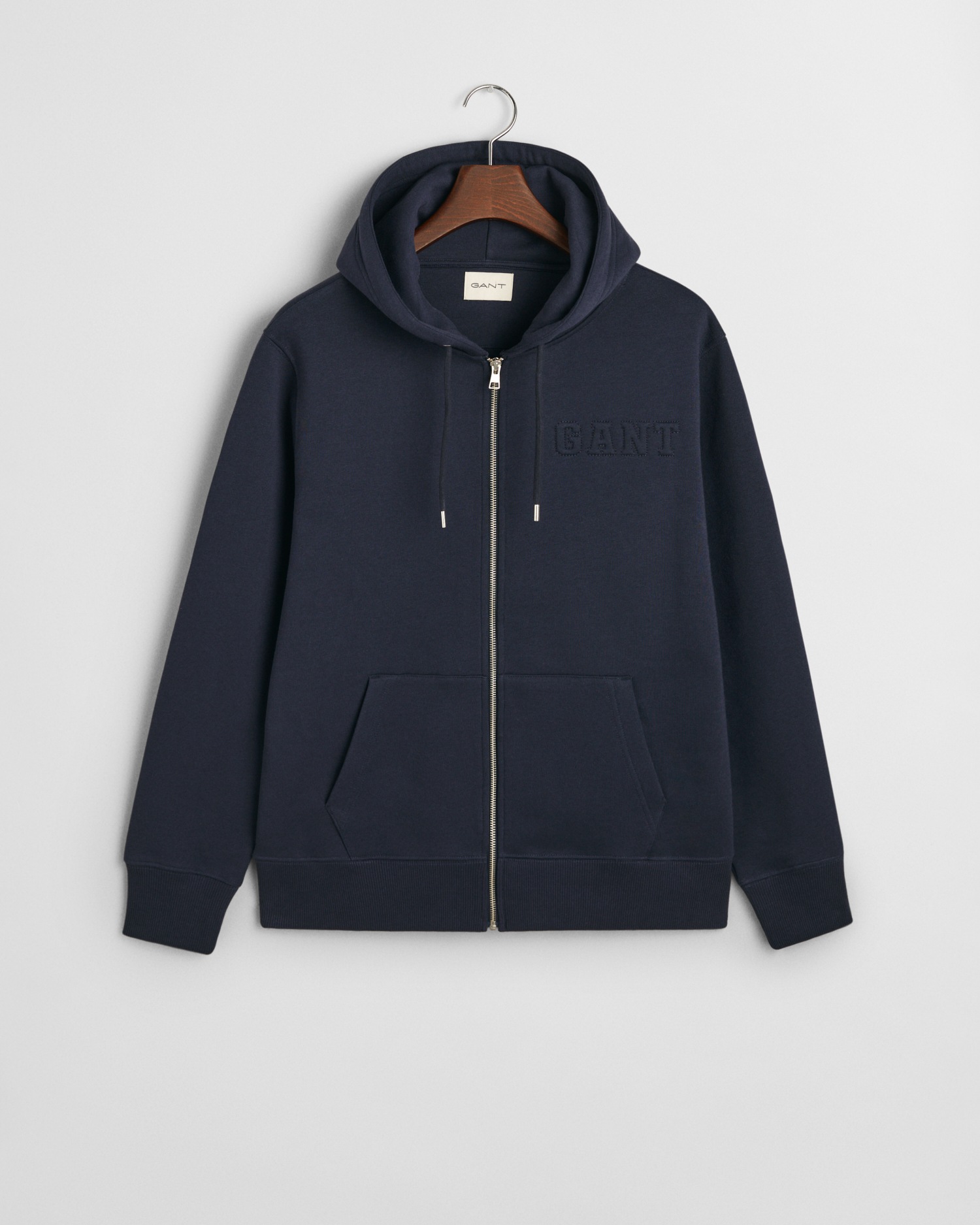 Gant Kapuzensweatjacke »EMBOSSED FULL-ZIP HOODIE«, eine erhabene GANT-Grafikprägung auf der Brust