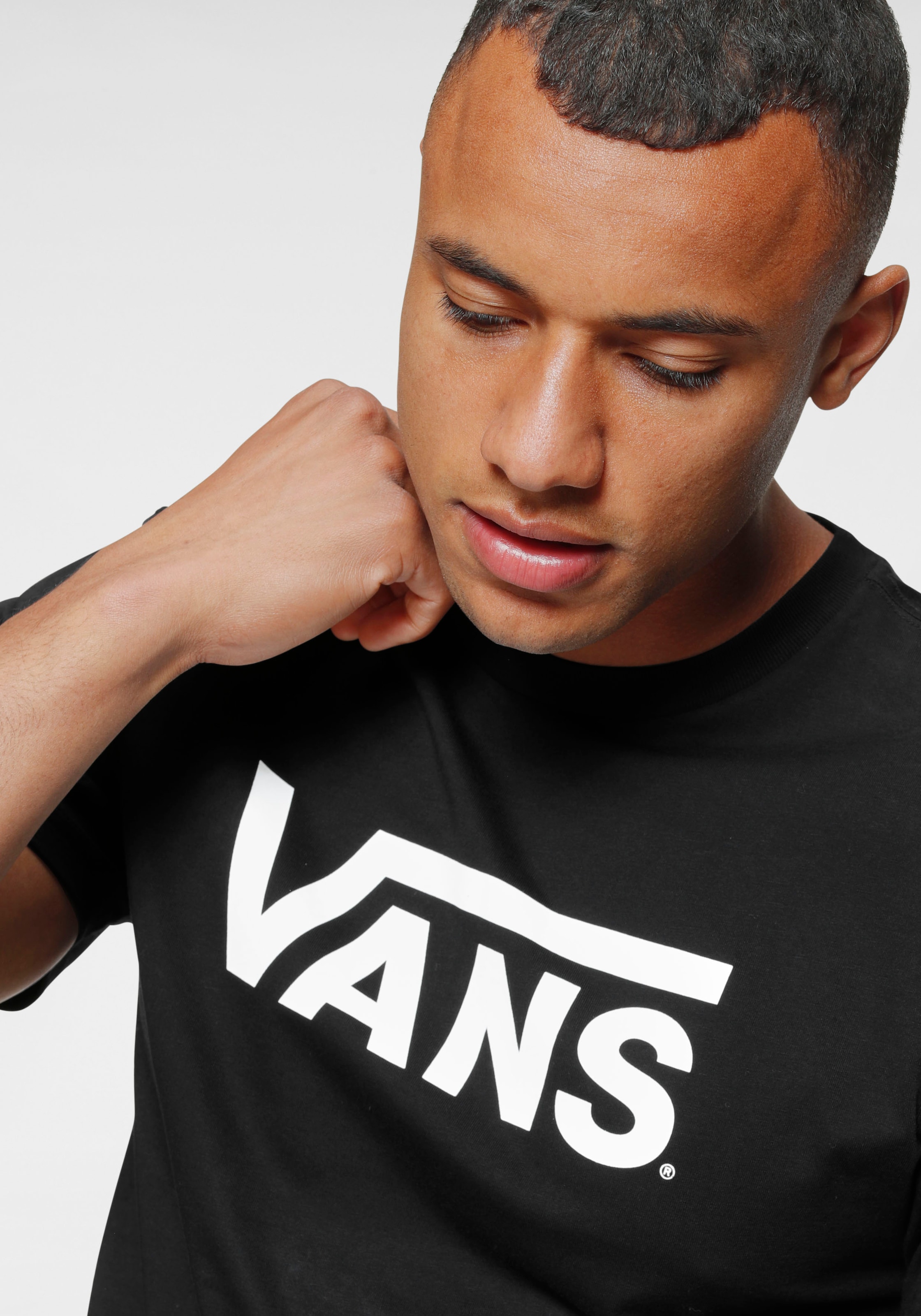 Vans T-Shirt »MN VANS CLASSIC«, Basic T-Shirt mit großem Logoprint