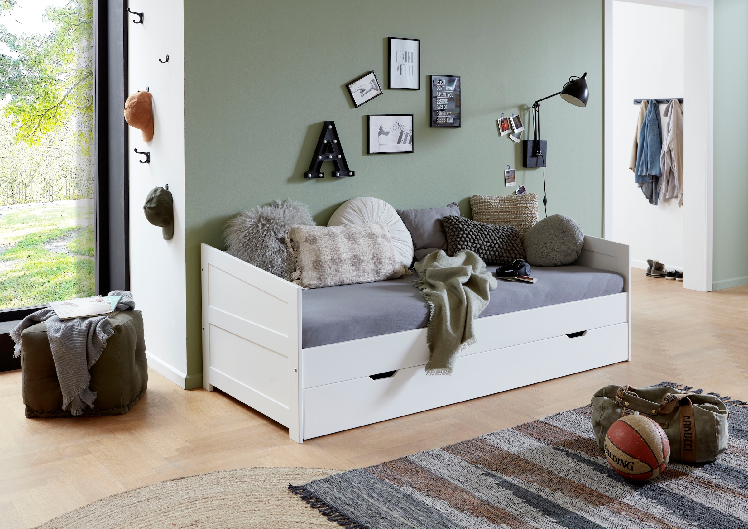 Relita Funktionsbett »Funktionsbett Nina«, Funktionsbett mit Bettschublade, Buche massiv lackiert