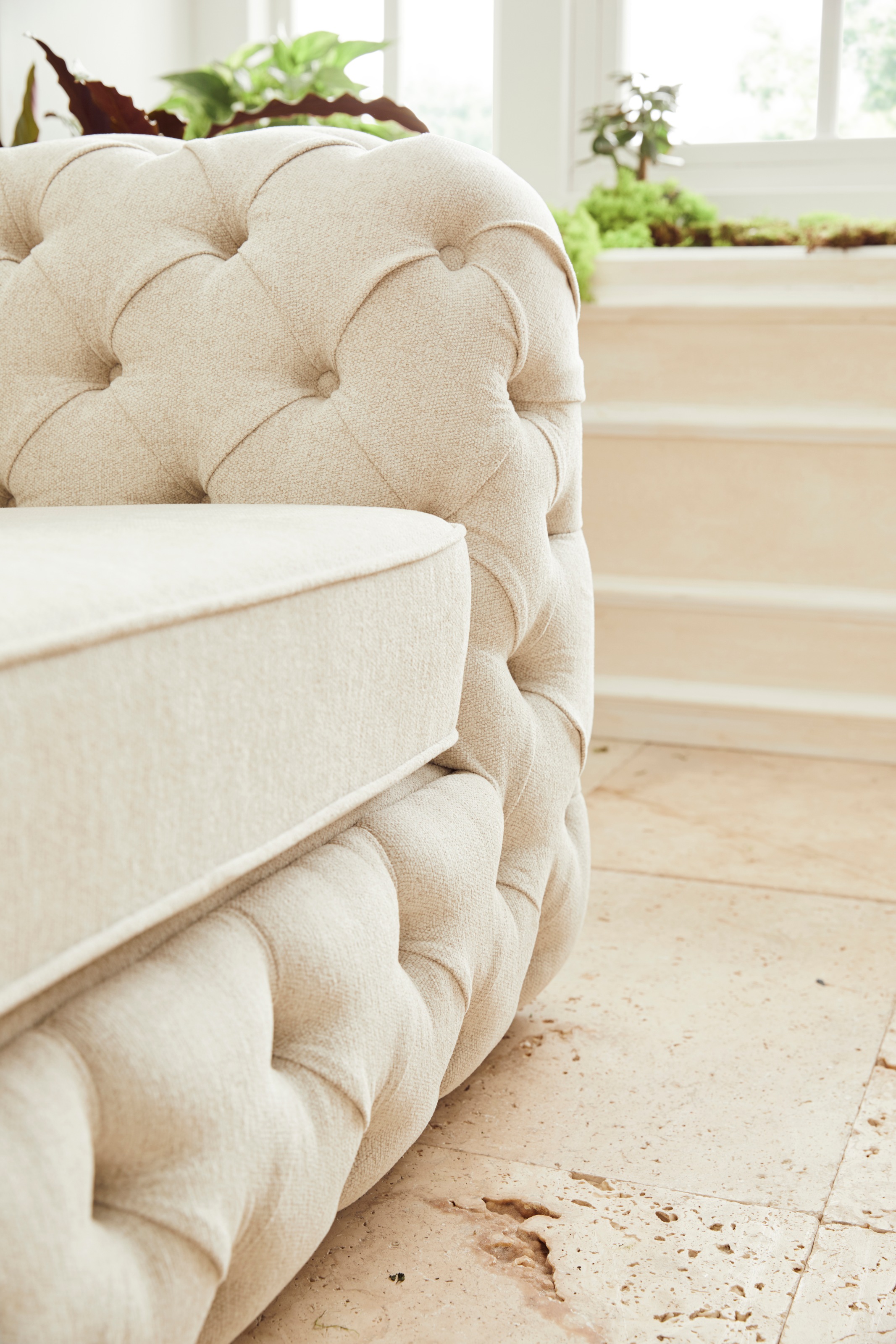 Guido Maria Kretschmer Home&Living 2-Sitzer »Kalina«, mit klassischer Chesterfield-Knopfheftung