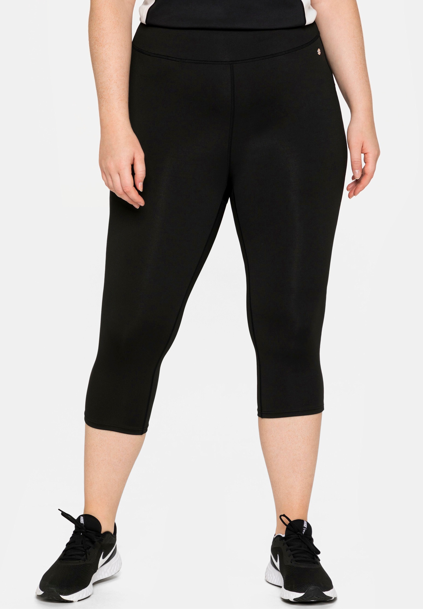Sheego Schlupfhose »Sporthose Funktionstights in Caprilänge«  aus Funktionsqualität, mit Innentasche
