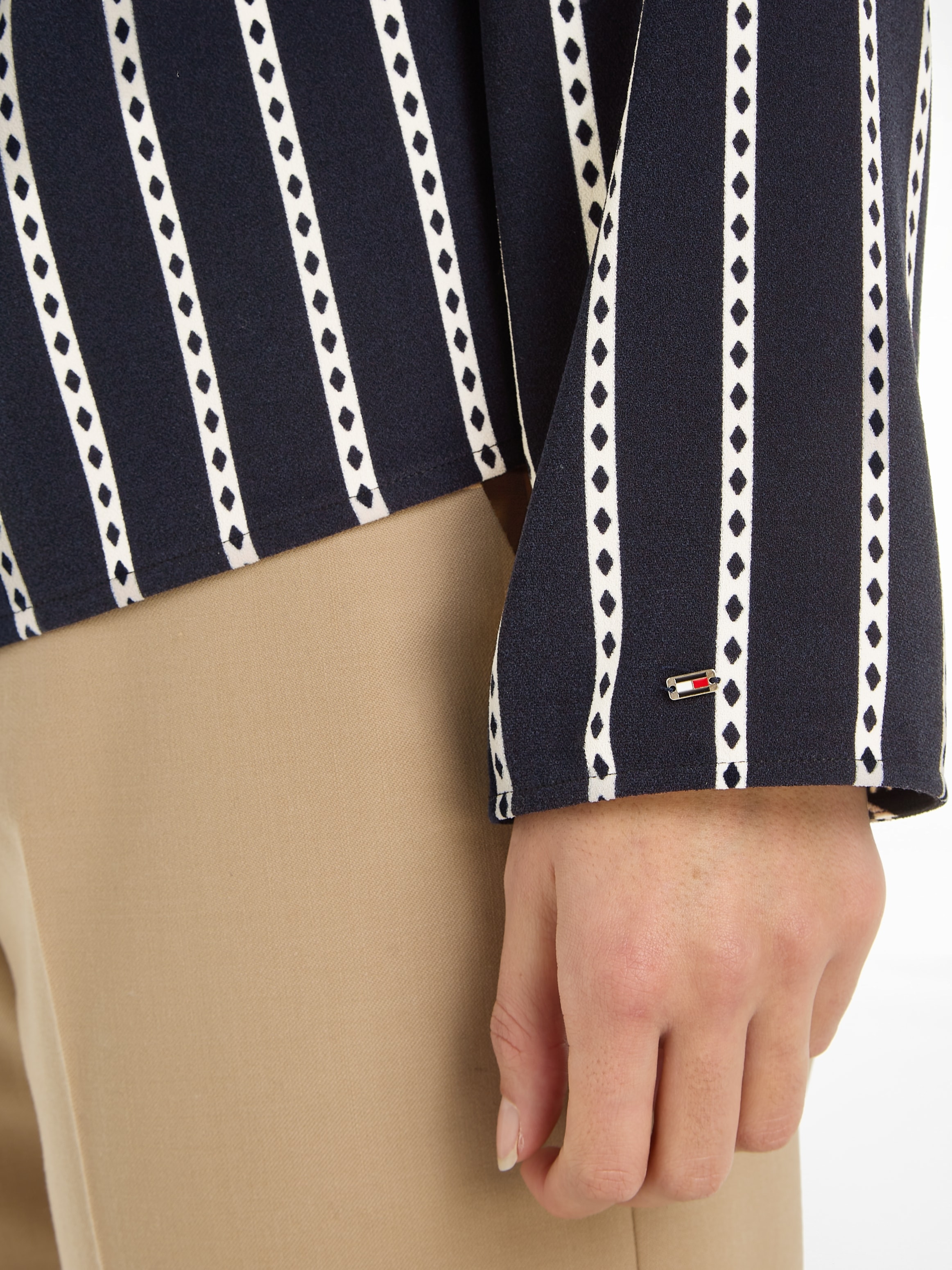 Tommy Hilfiger Blusentop »ARGYLE STRIPE COWL NECK BLOUSE«, im hüftlangen Schnitt