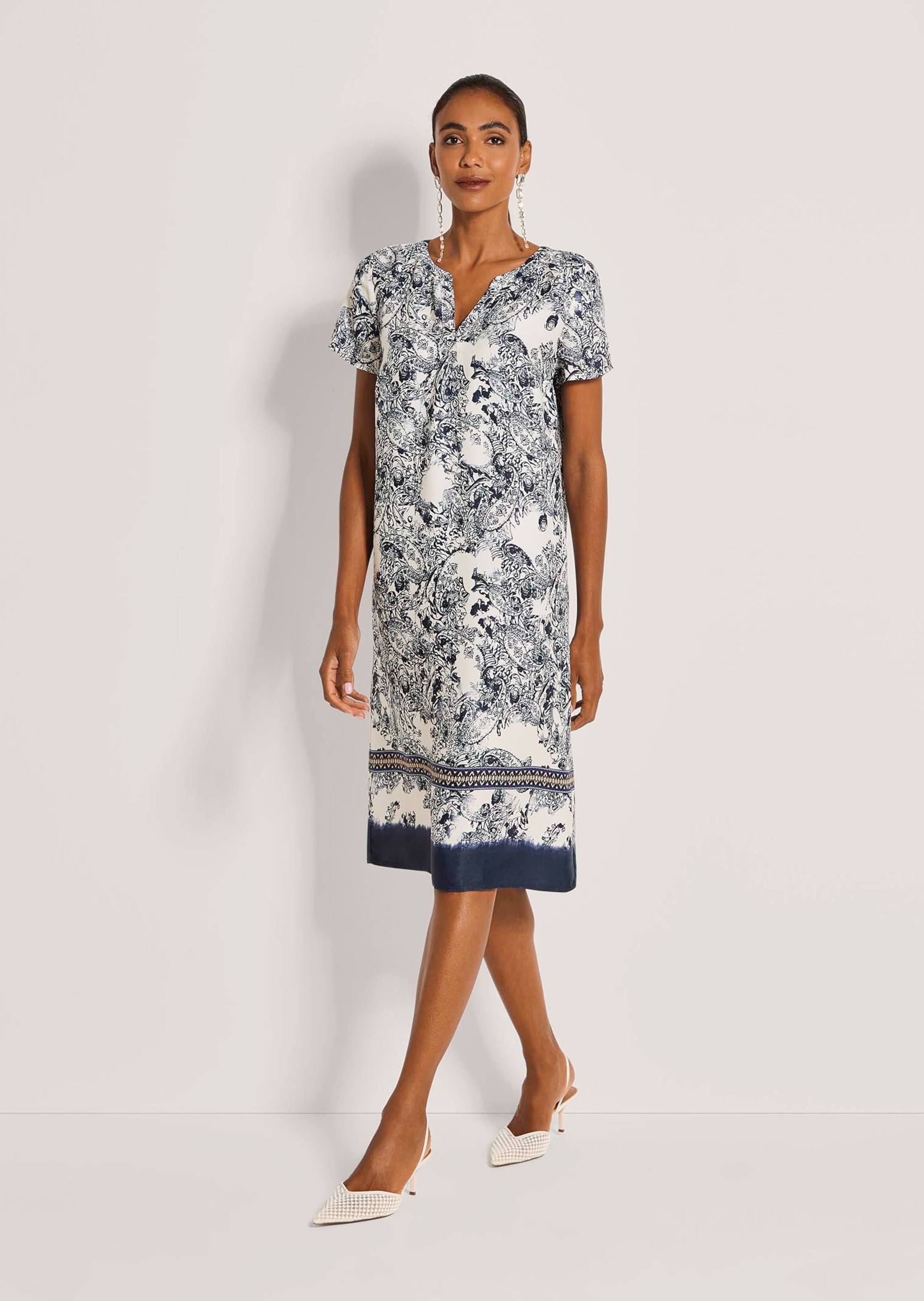 MADELEINE Sommerkleid »Midikleid Viskosekleid mit Paisley-Print«