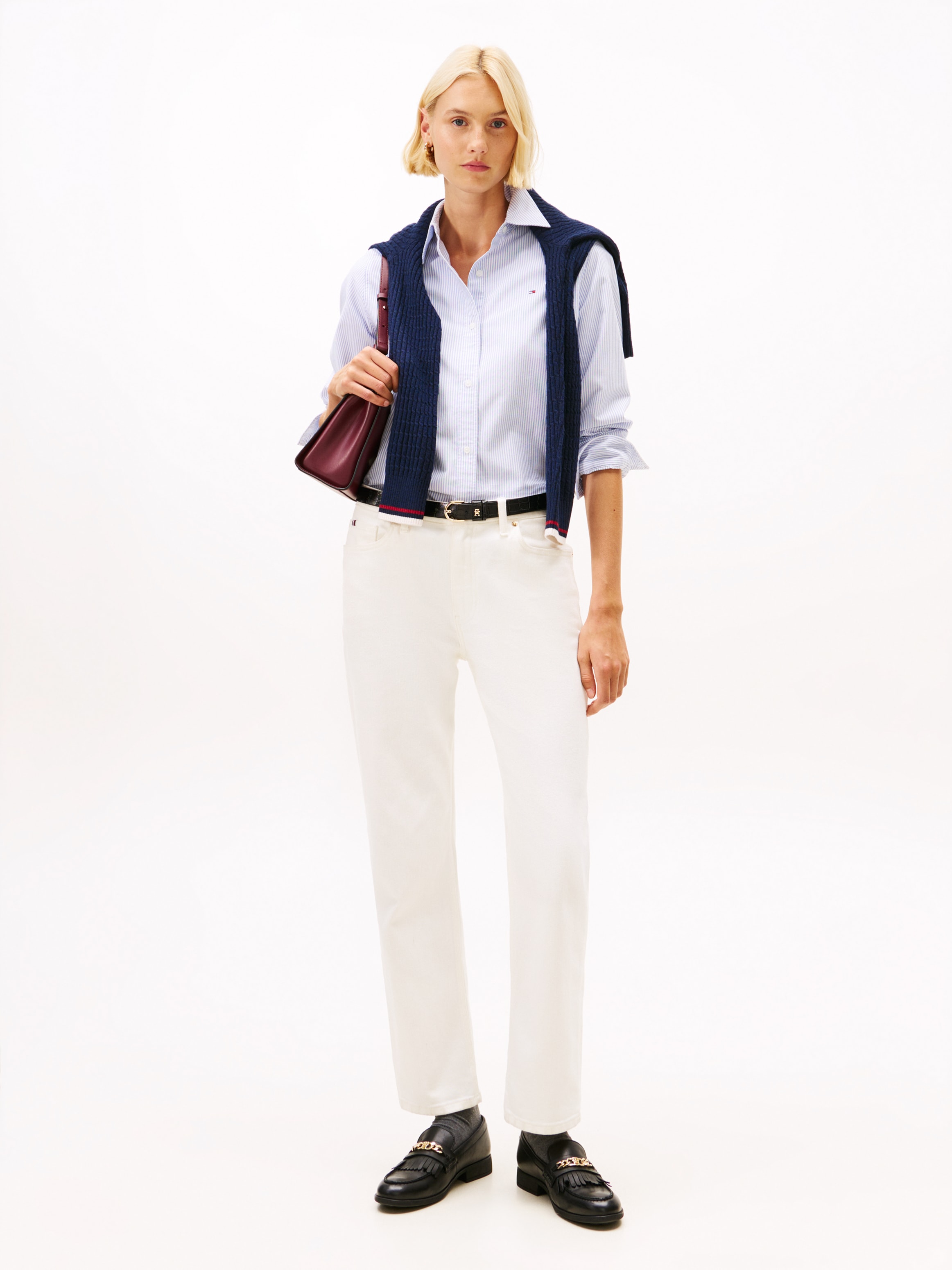 Tommy Hilfiger Hemdbluse »OXFORD RELAXED FIT SHIRT mit Hemdblusenkragen und Stickerei« Baumwolle, relaxed fit