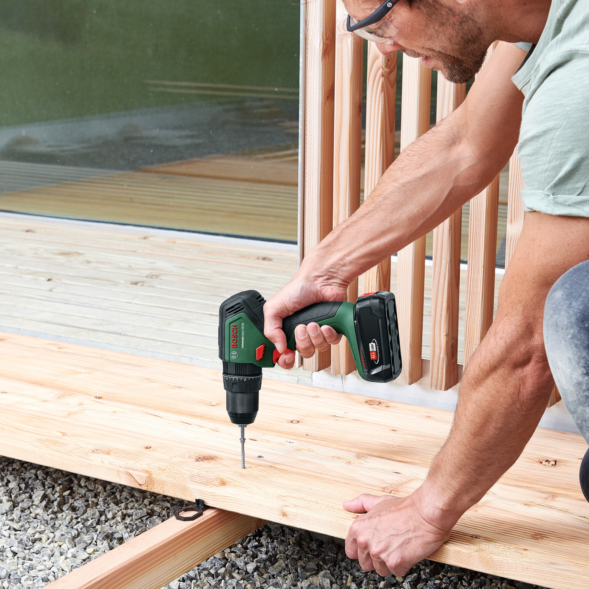 Bosch Home & Garden Akku-Schlagbohrschrauber »UniversalImpact 18V-60« Inkl. Koffer, mit Akku 18V/2Ah und Ladegerät